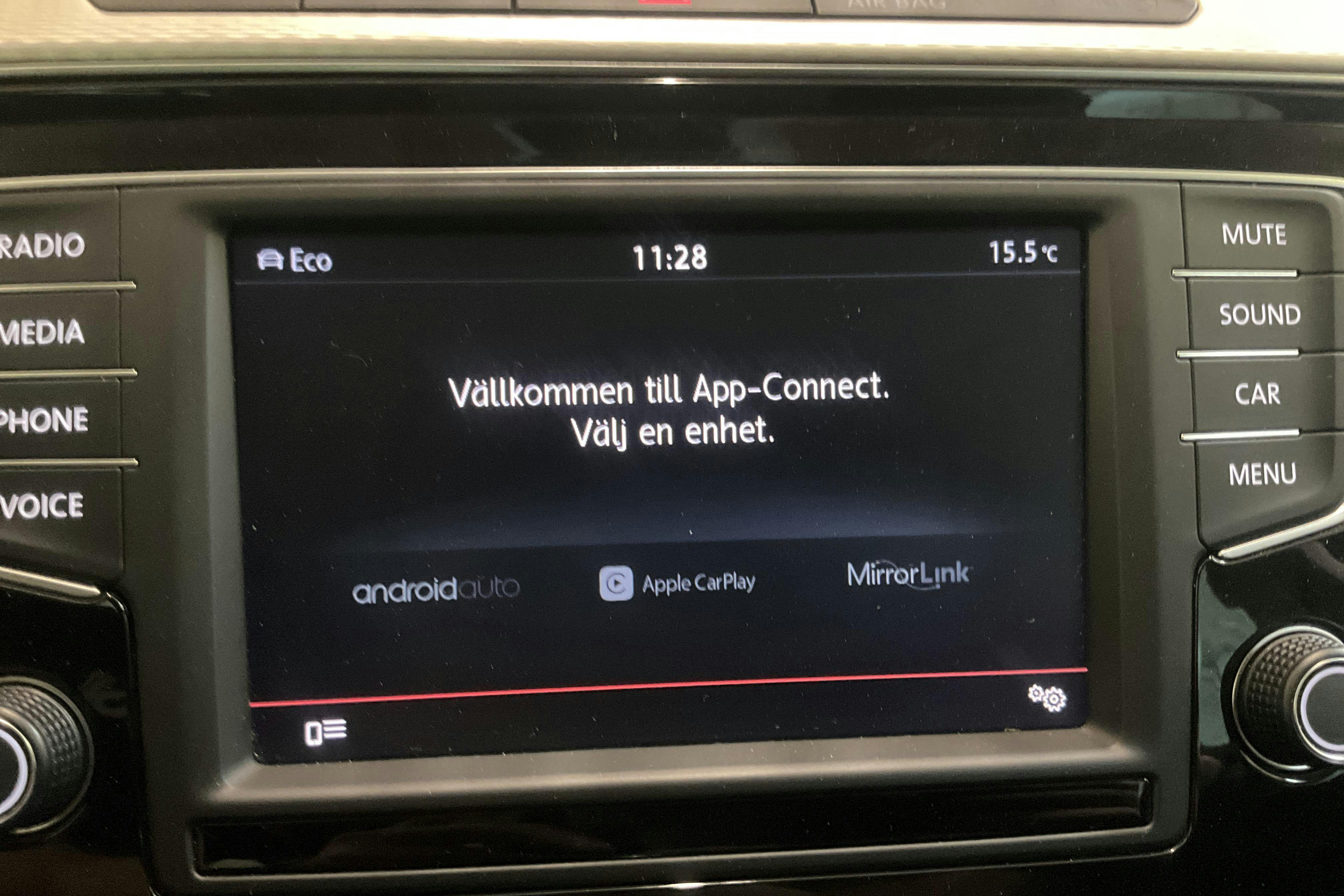 VW Passat Alltrack 2.0 TDI 4MOTION (190hk) - 13 859 mil - Automat - Dark Red - 2016