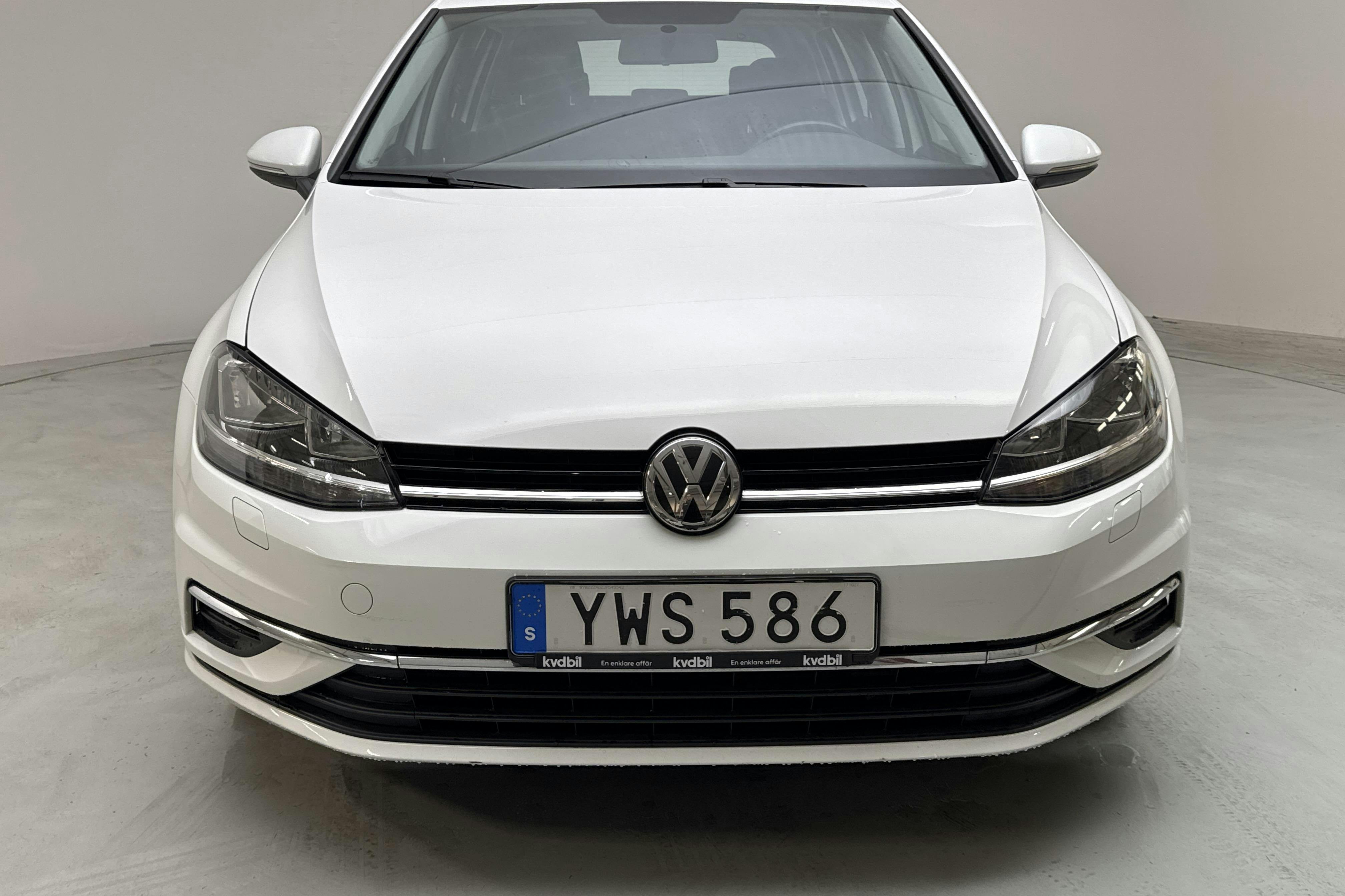 VW Golf VII 1.0 TSI Sportscombi (110hk) - 6 691 mil - Automat - vit - 2018