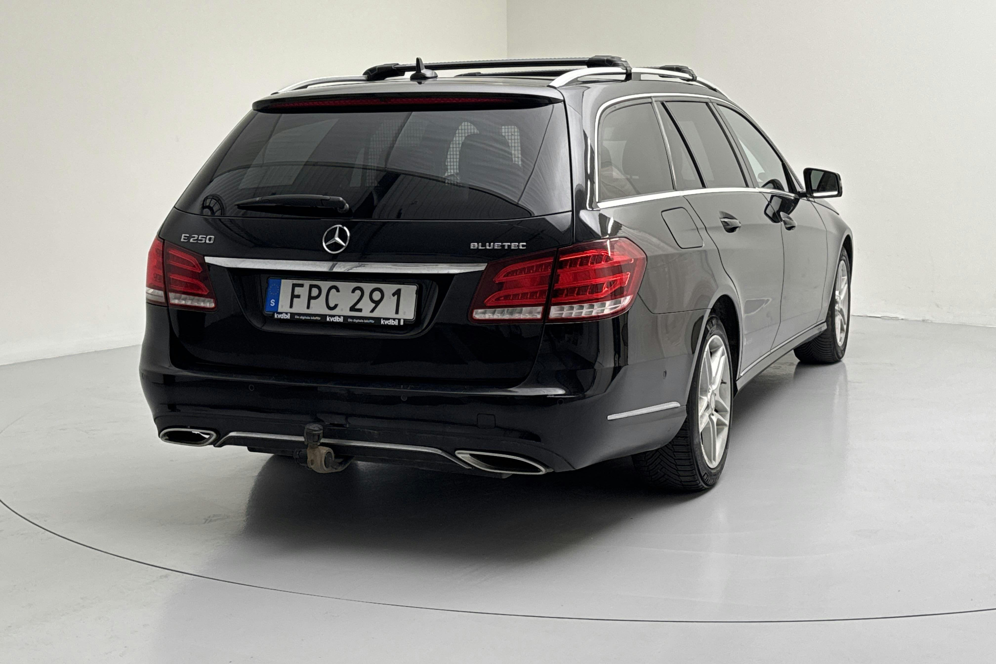 Mercedes E 250 BlueTEC Kombi 4MATIC S212 (204hk) - 30 575 mil - Automat - svart - 2015