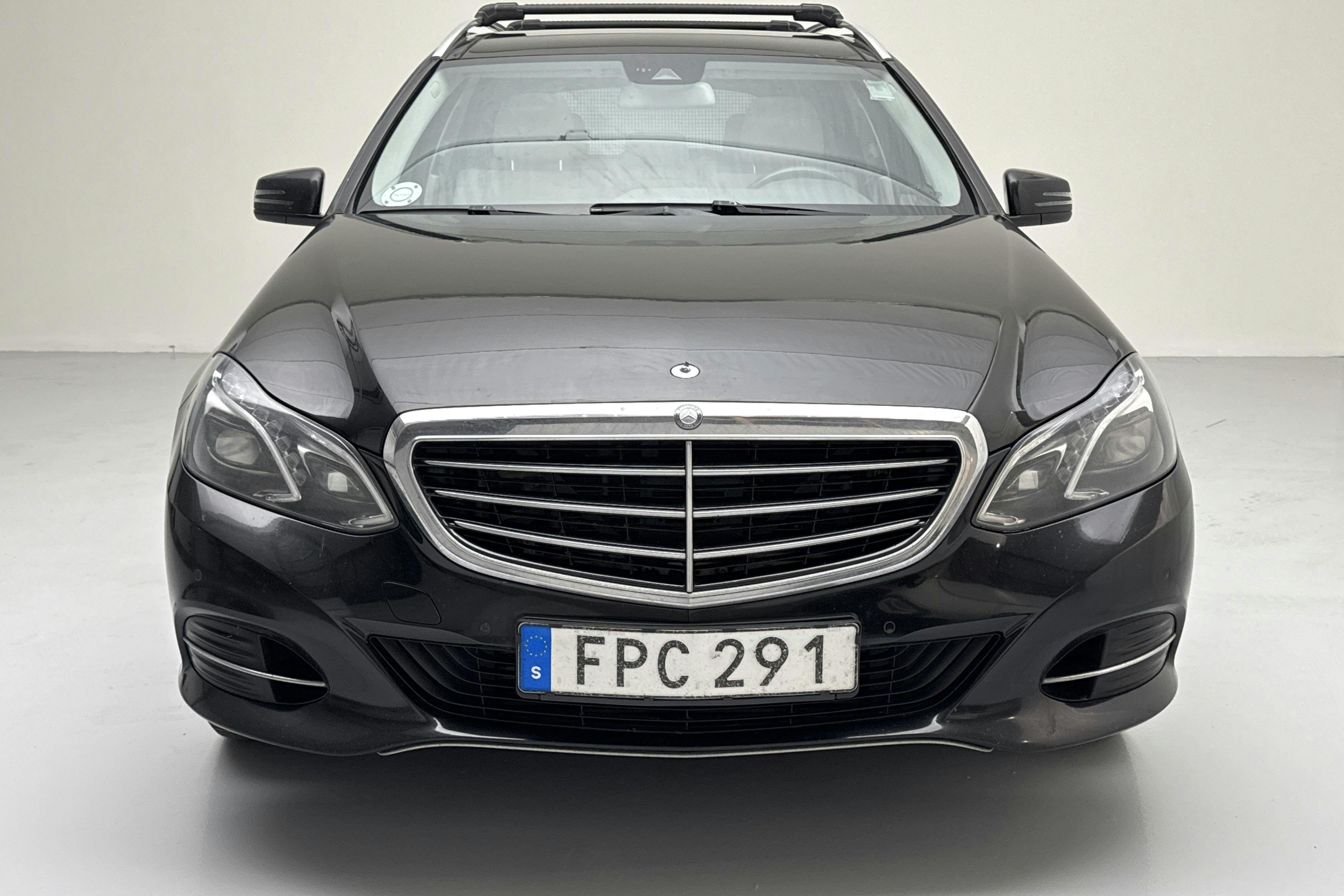 Mercedes E 250 BlueTEC Kombi 4MATIC S212 (204hk) - 30 575 mil - Automat - svart - 2015
