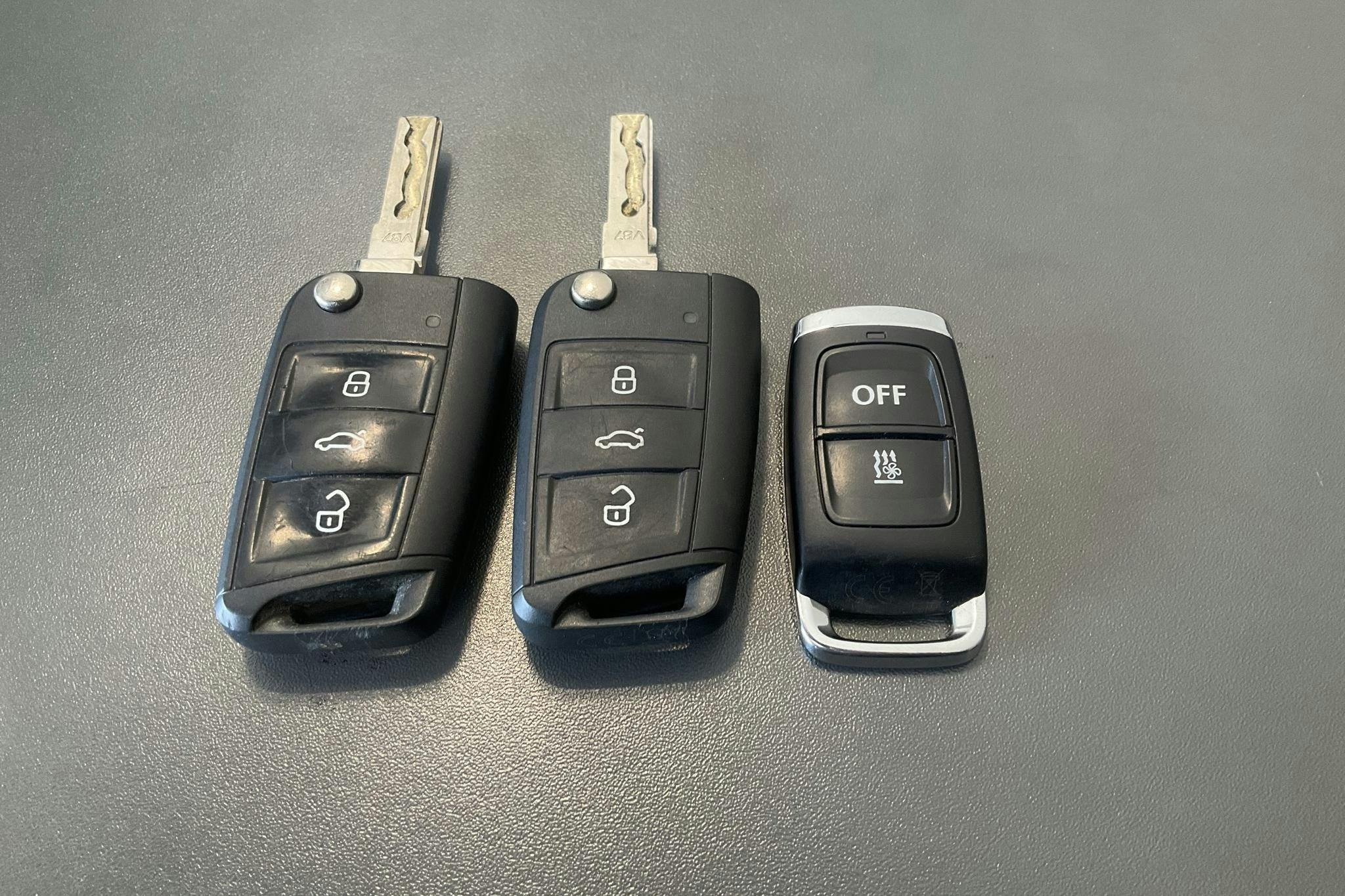 VW Golf VII 1.6 TDI Sportscombi (115hk) - 14 665 mil - Automat - Dark Grey - 2019