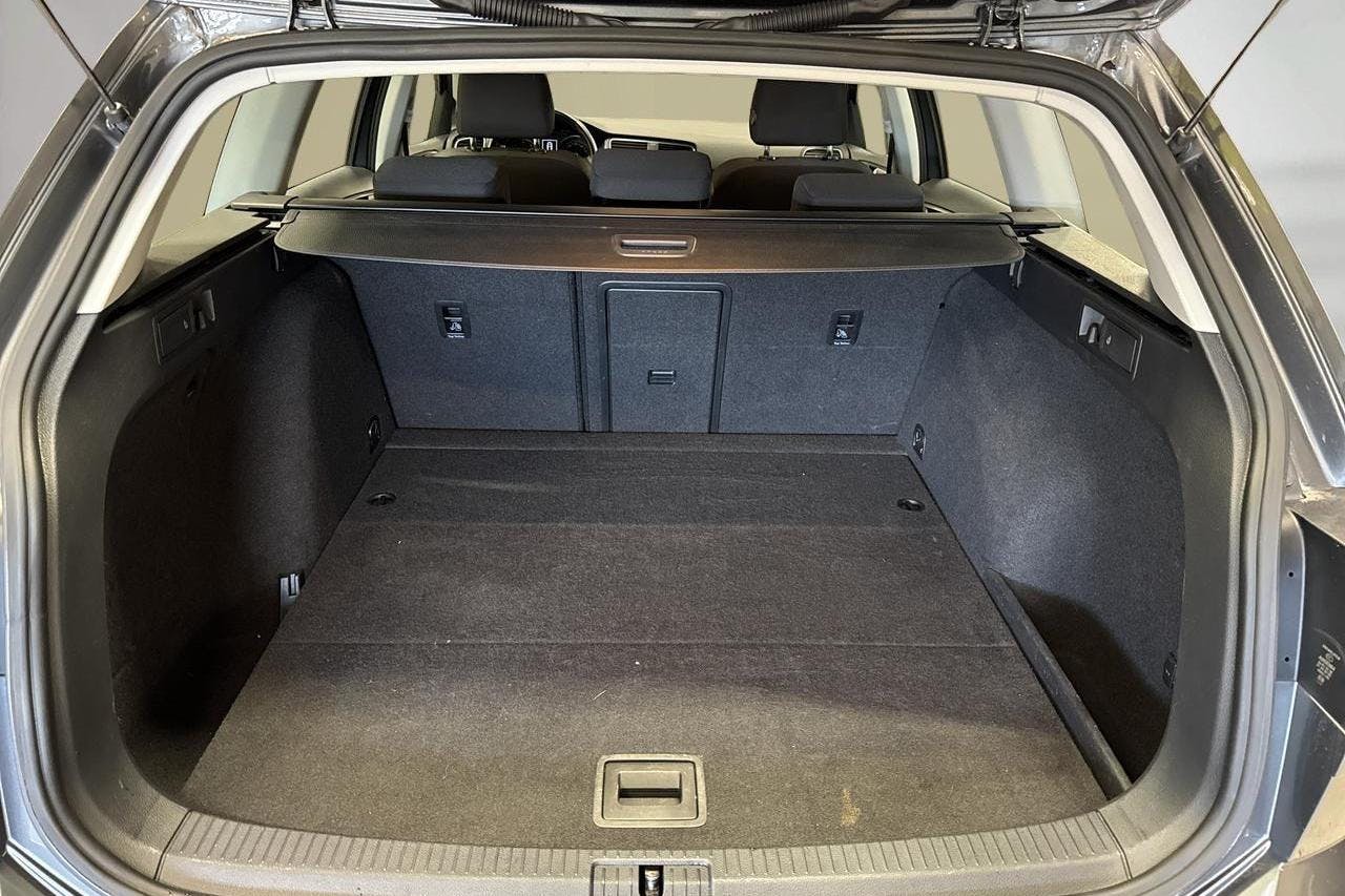 VW Golf VII 1.6 TDI Sportscombi (115hk) - 14 665 mil - Automat - Dark Grey - 2019