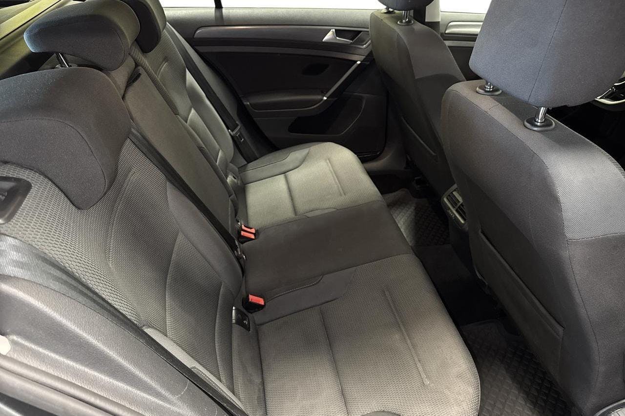 VW Golf VII 1.6 TDI Sportscombi (115hk) - 14 665 mil - Automat - Dark Grey - 2019