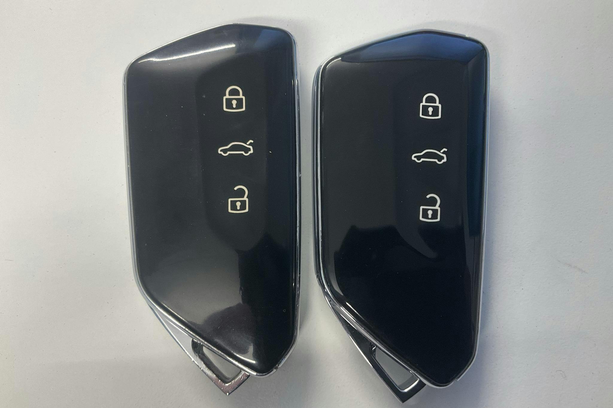 VW ID.3 77kWh (204hk) - 6 482 mil - Automat - Dark Grey - 2022