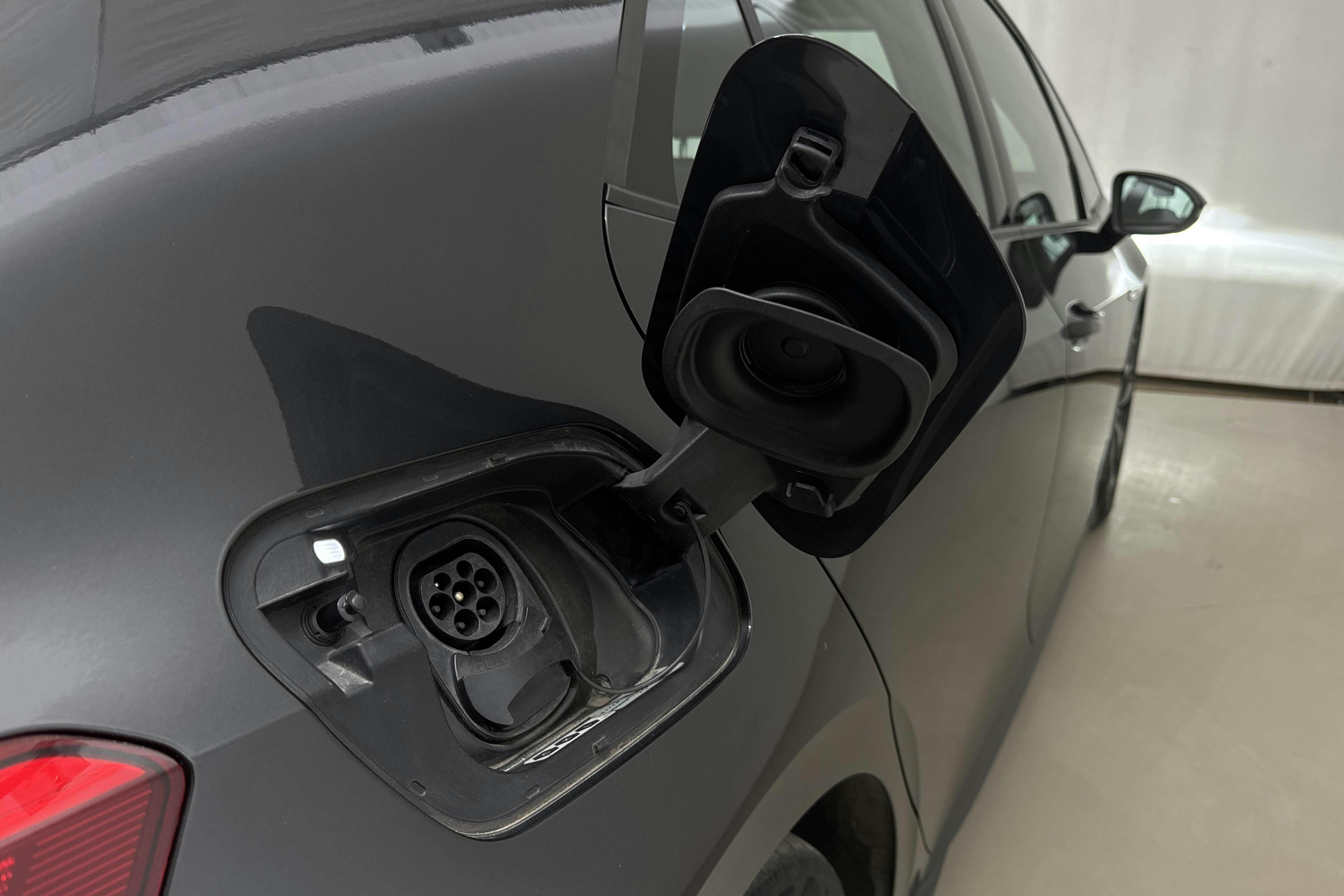 VW ID.3 77kWh (204hk) - 6 482 mil - Automat - Dark Grey - 2022