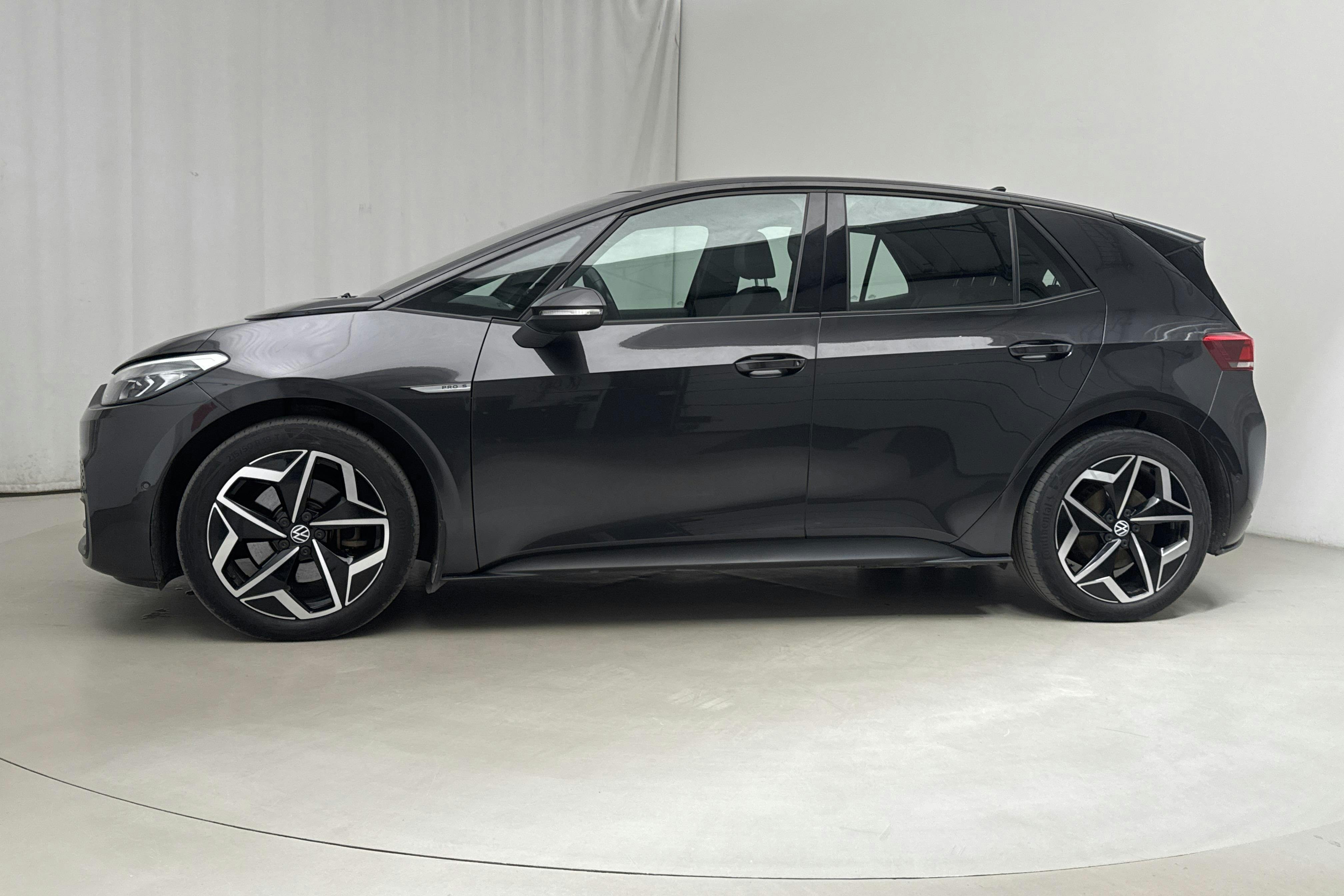 VW ID.3 77kWh (204hk) - 6 482 mil - Automat - Dark Grey - 2022