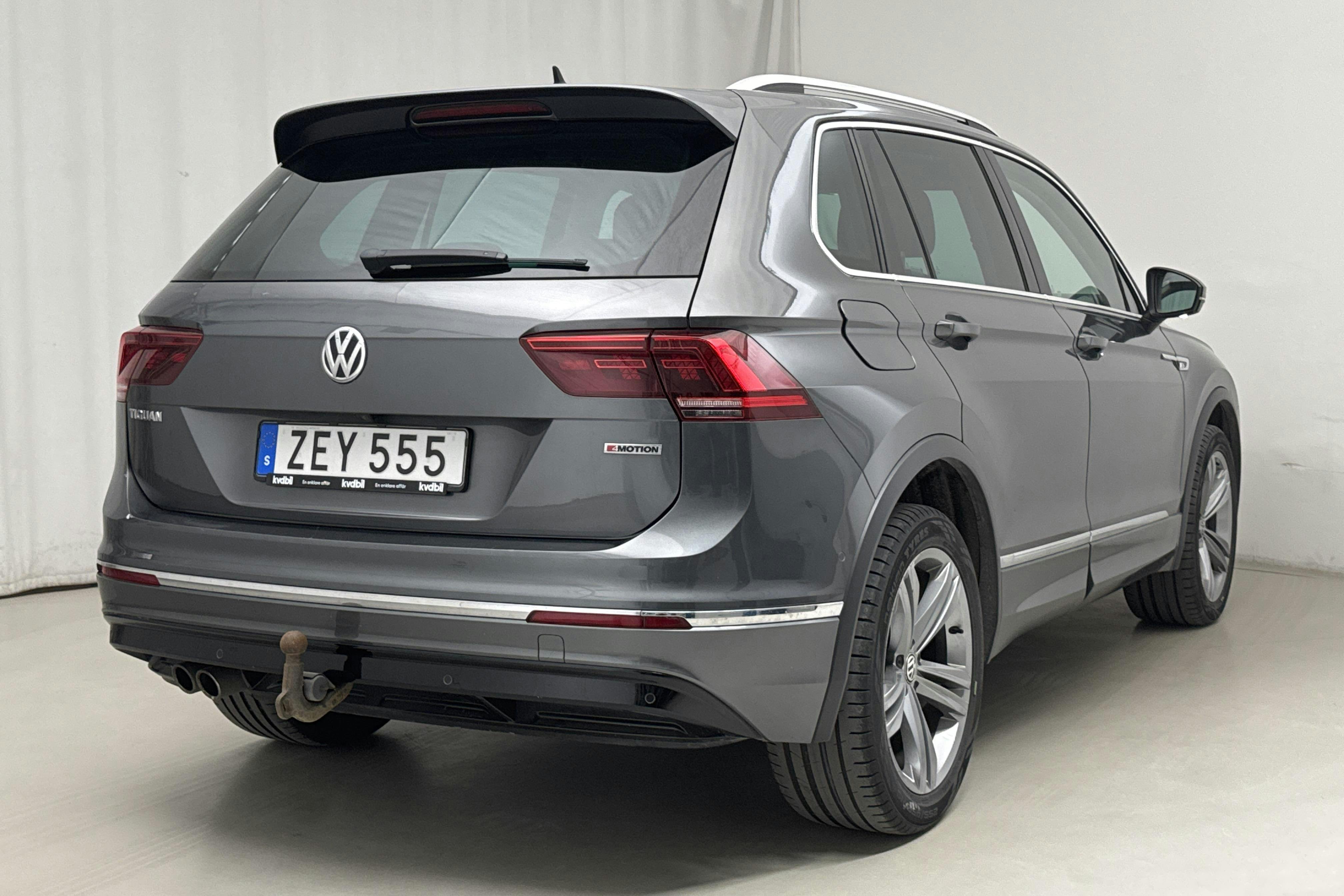 VW Tiguan 2.0 TDI 4MOTION (190hk) - 18 862 mil - Automat - silver - 2018