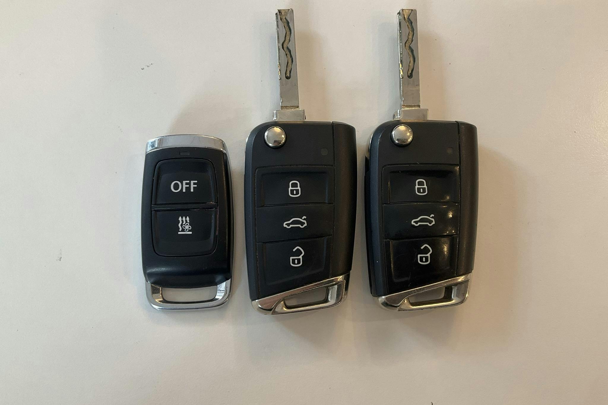 VW Tiguan 2.0 TDI 4MOTION (190hk) - 18 862 mil - Automat - silver - 2018