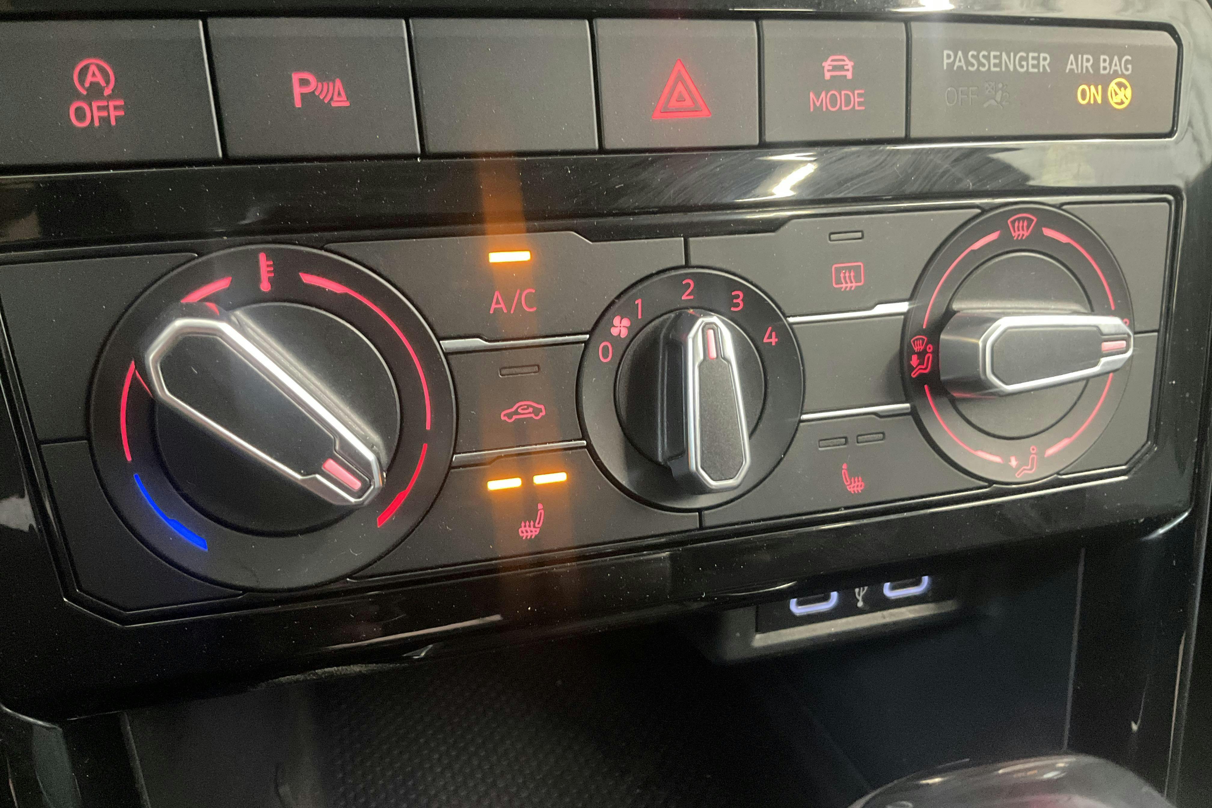 VW T-Cross 1.0 TSI (115hk) - 8 225 mil - Automat - grå - 2021
