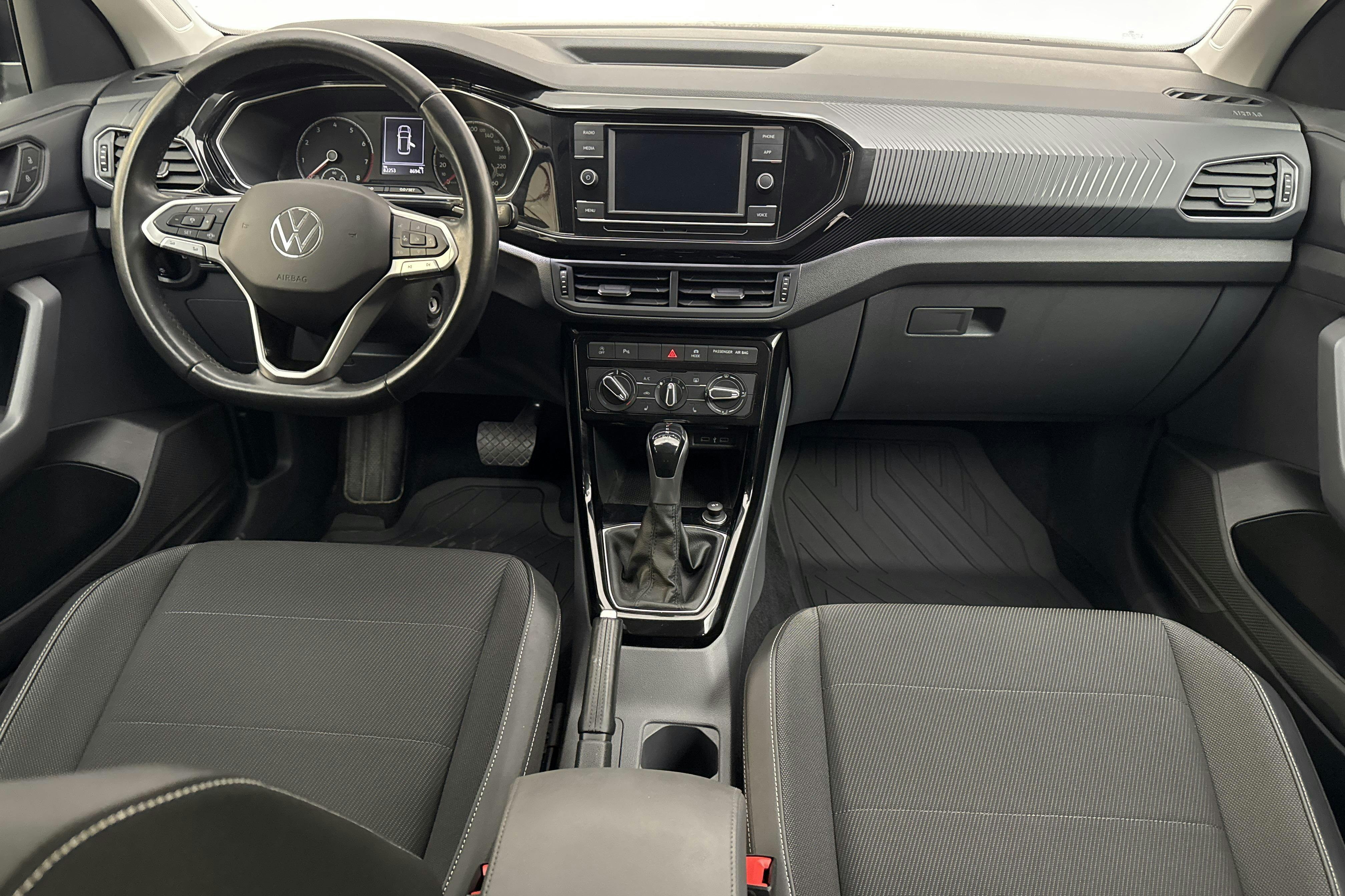 VW T-Cross 1.0 TSI (115hk) - 8 225 mil - Automat - grå - 2021