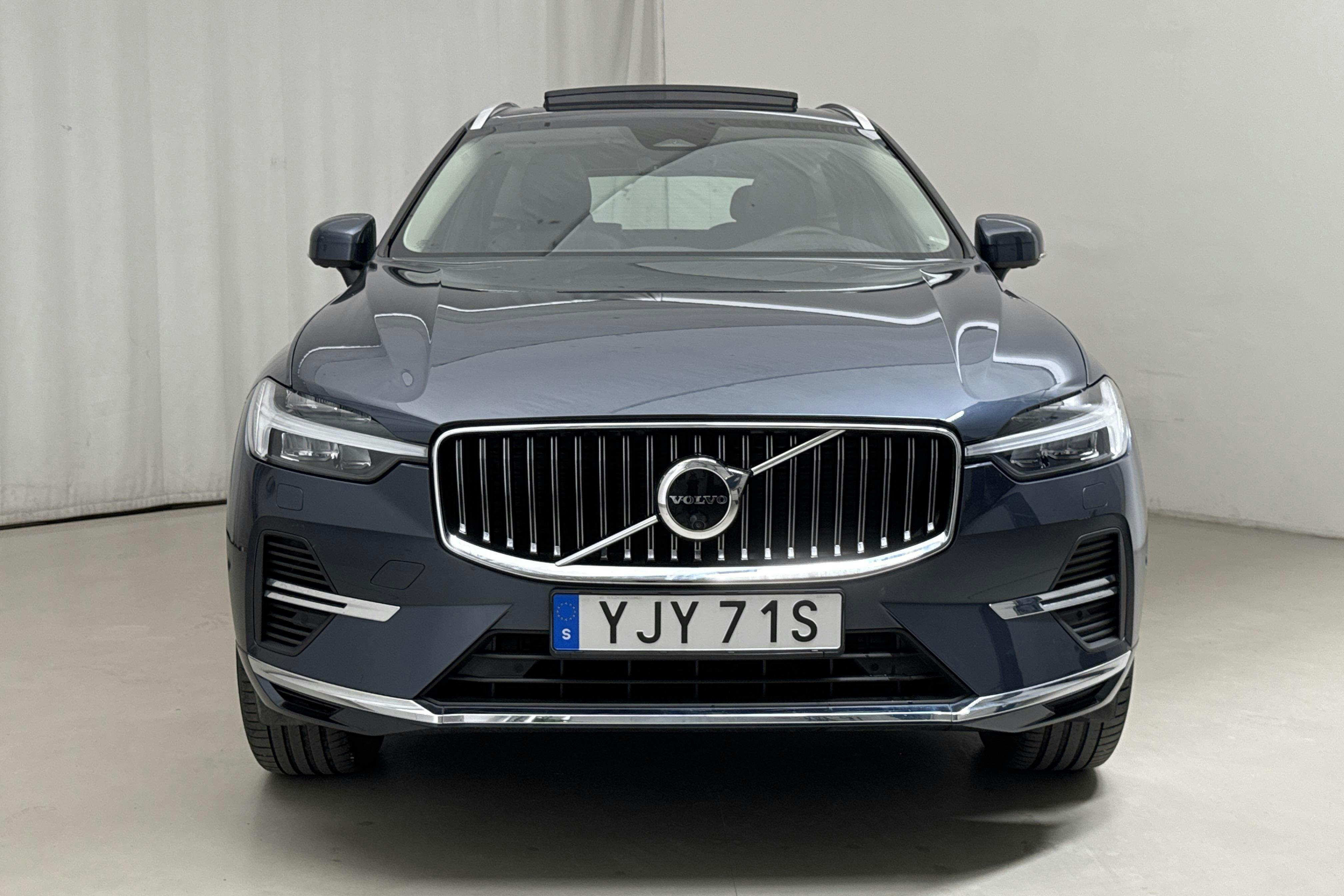 Volvo XC60 T6 AWD Recharge (350hk) - 32 460 km - Automatic - Dark Blue - 2022
