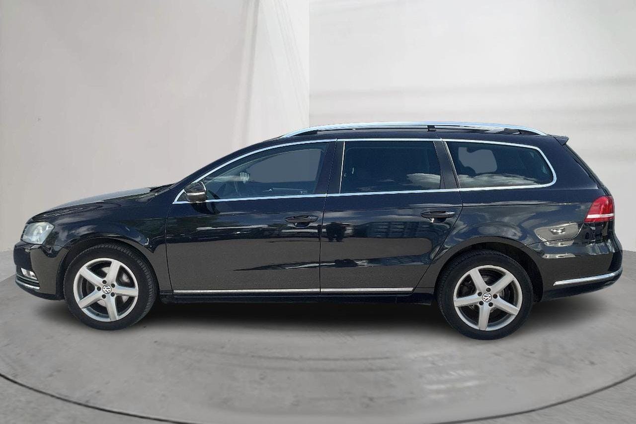 VW Passat 1.4 TSI EcoFuel Variant (150hk) - 18 221 mil - Manuell - svart - 2012