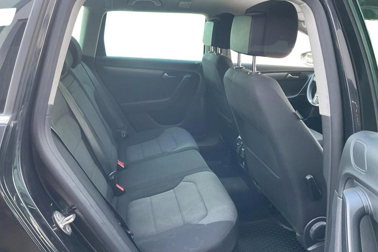 VW Passat 1.4 TSI EcoFuel Variant (150hk) - 18 221 mil - Manuell - svart - 2012