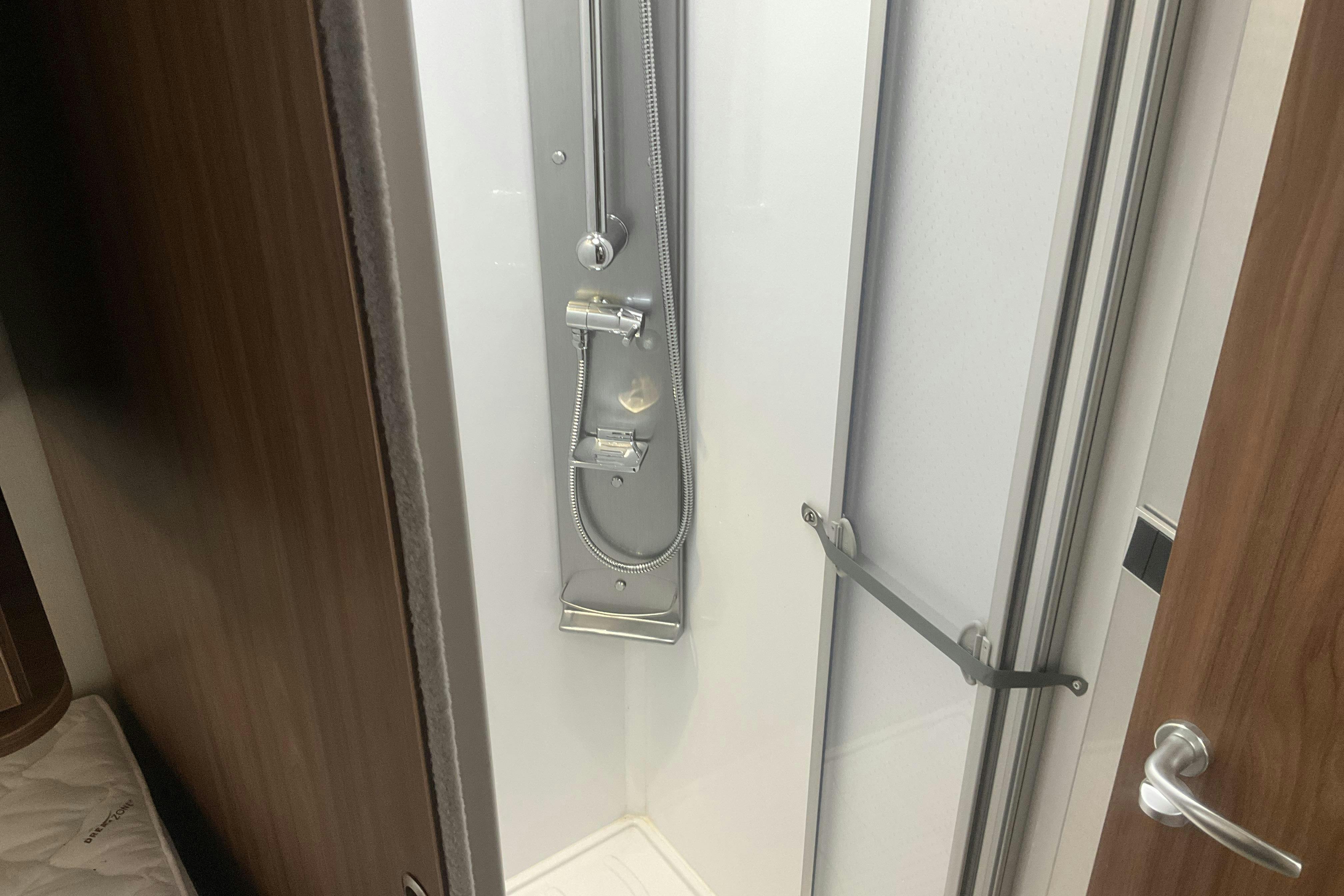 FIAT PiLOTE G740GJ Husbil - 2 040 mil - Automat - vit - 2019