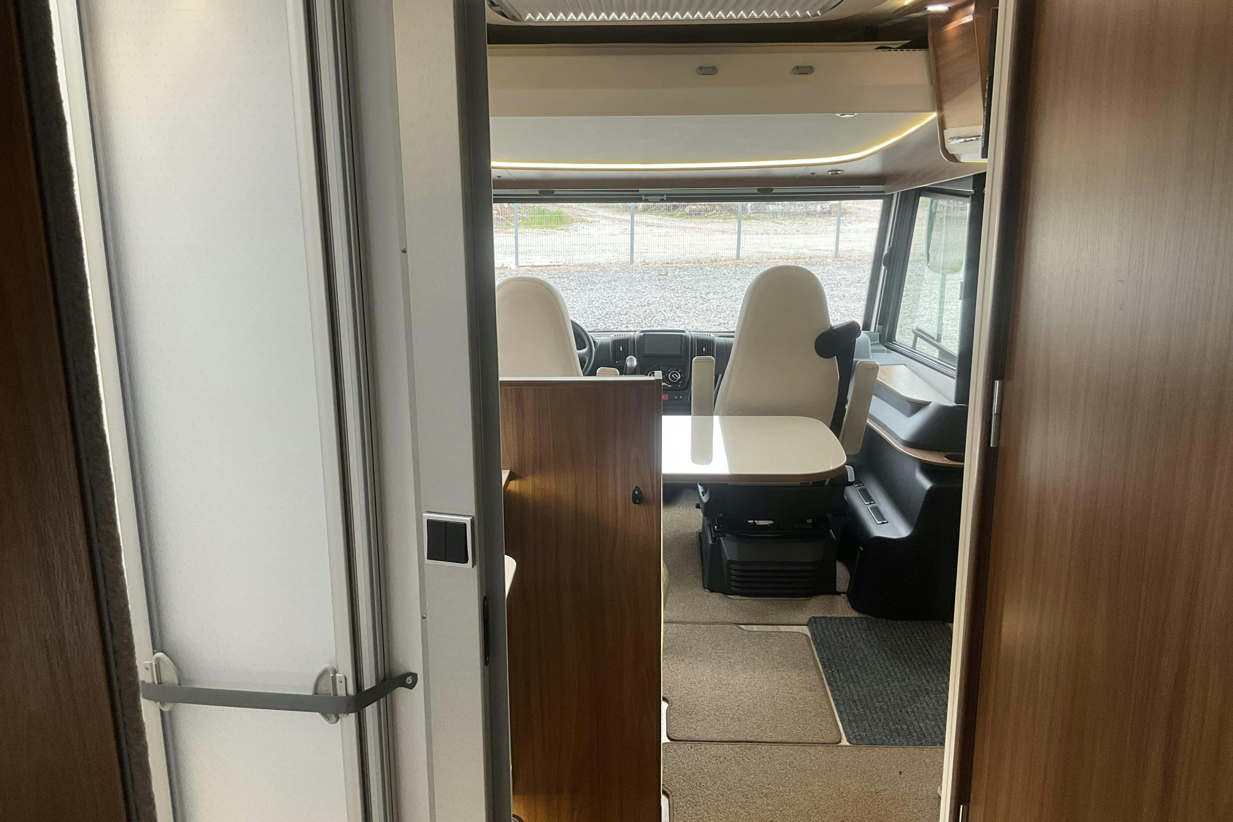 FIAT PiLOTE G740GJ Husbil - 2 040 mil - Automat - vit - 2019