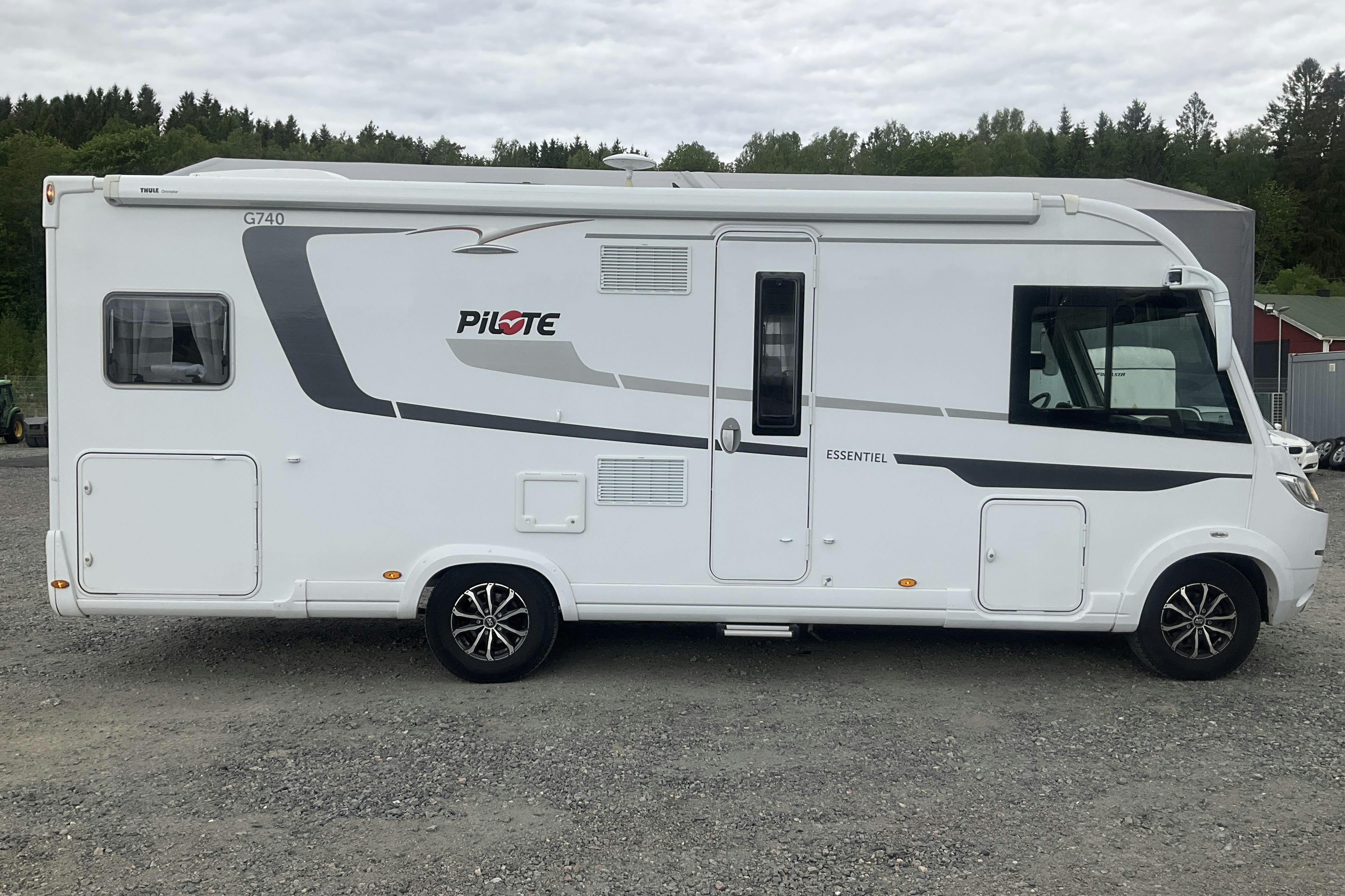 FIAT PiLOTE G740GJ Husbil - 2 040 mil - Automat - vit - 2019