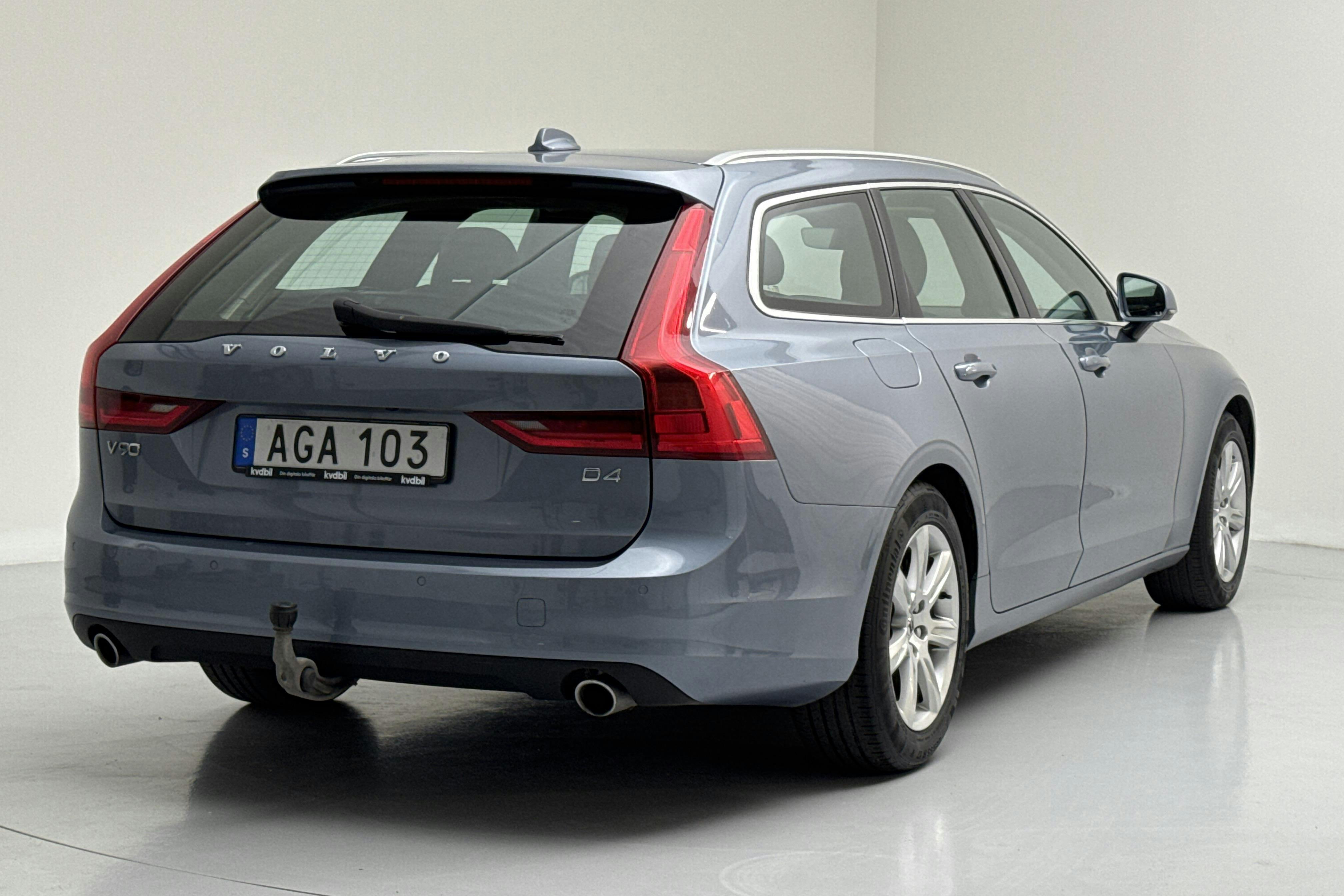 Volvo V90 D4 (190hk) - 12 082 mil - Automat - Light Blue - 2017