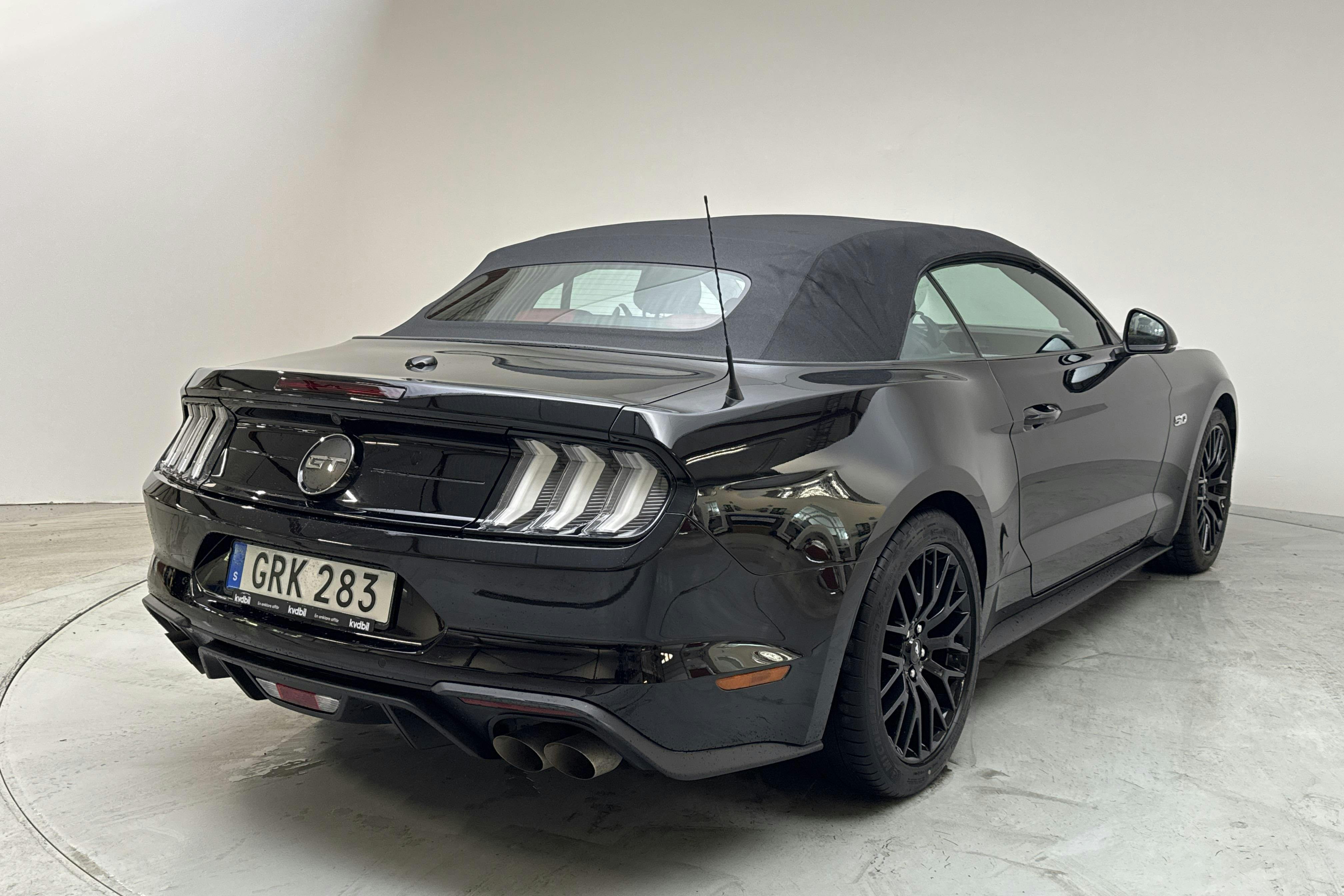 Ford Mustang GT V8 Convertible (450hk) - 4 920 mil - Automat - svart - 2018