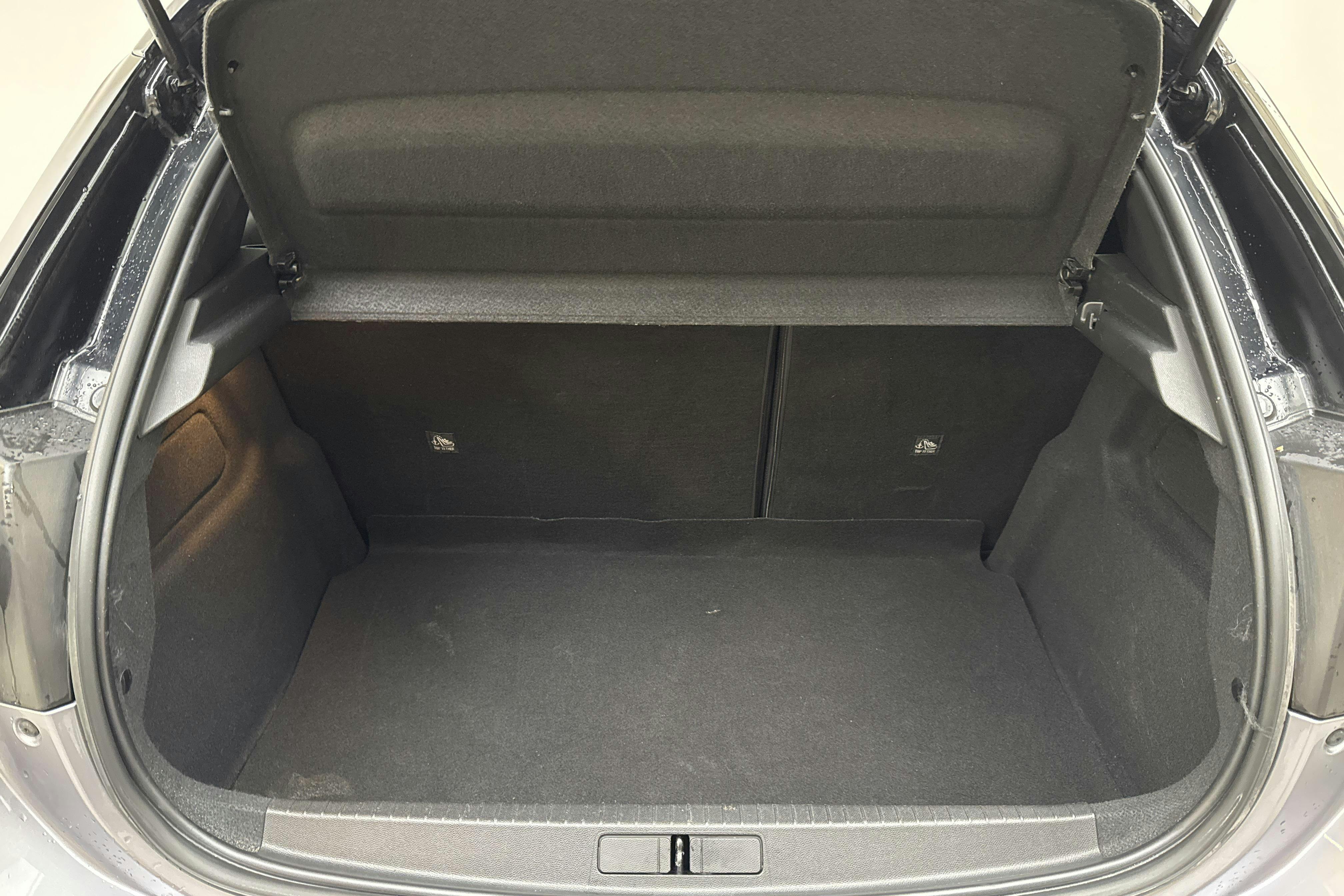 Opel Corsa-e 50 kWh 5dr (136hk) - 4 128 mil - Automat - grå - 2022