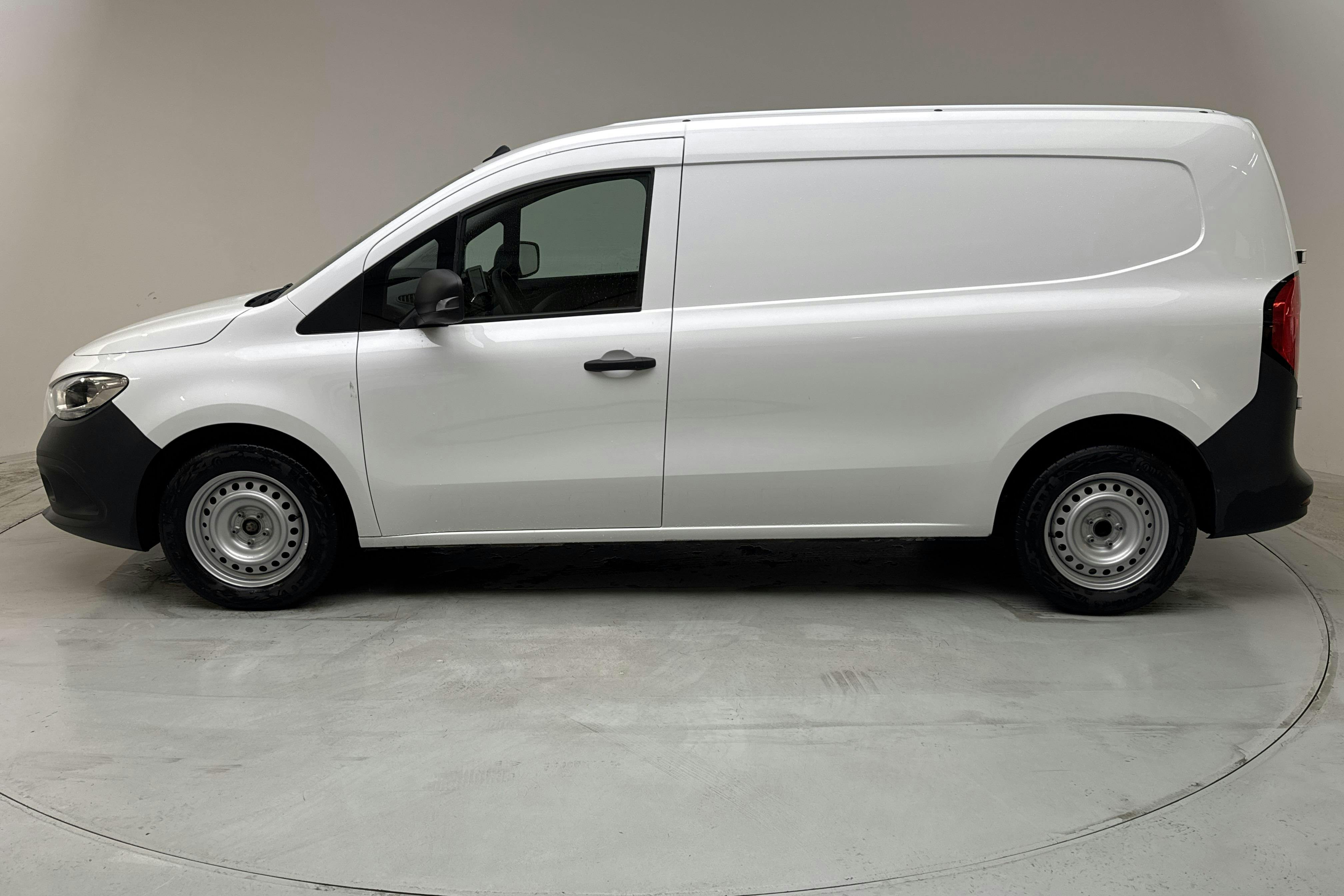Presentation photo 2 of 10: Mercedes Citan 112 1.5 CDI (116hk) - 12 580 km - Manual - white - 2024