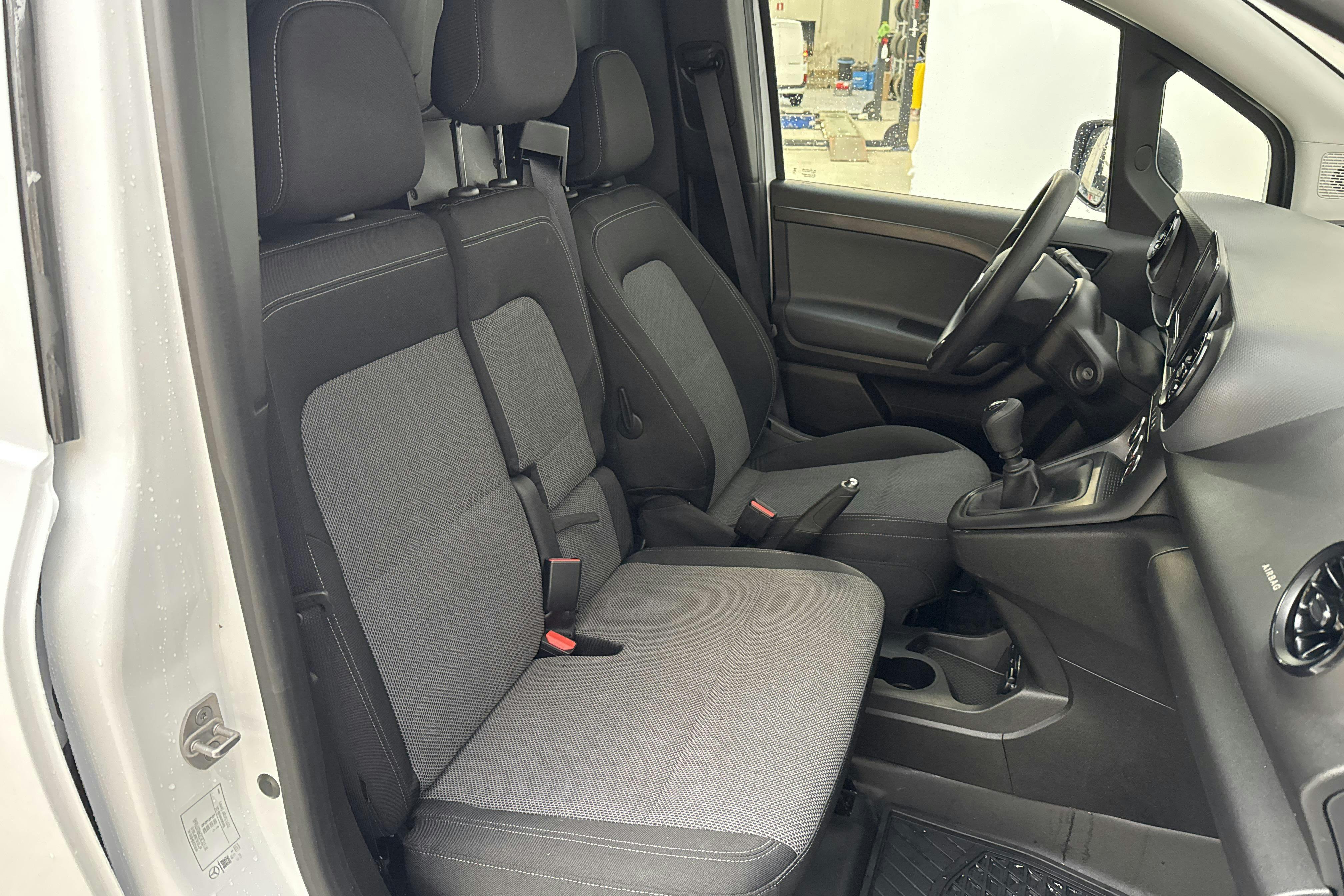 Mercedes Citan 112 1.5 CDI (116hk) - 12 580 km - Manual - white - 2024