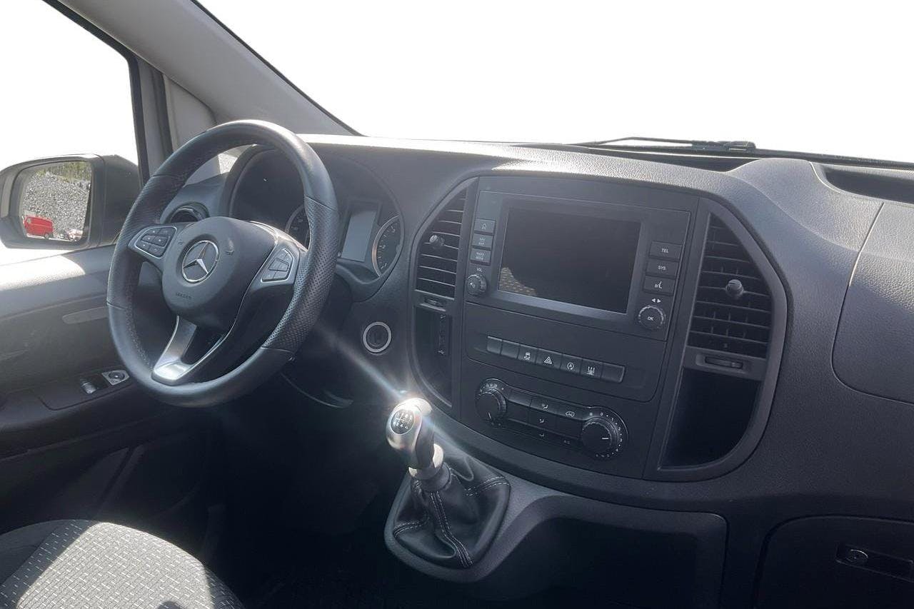 Mercedes Vito 114 CDI 2WD W640 (136hk) - 18 300 km - Käsitsi - valge - 2023