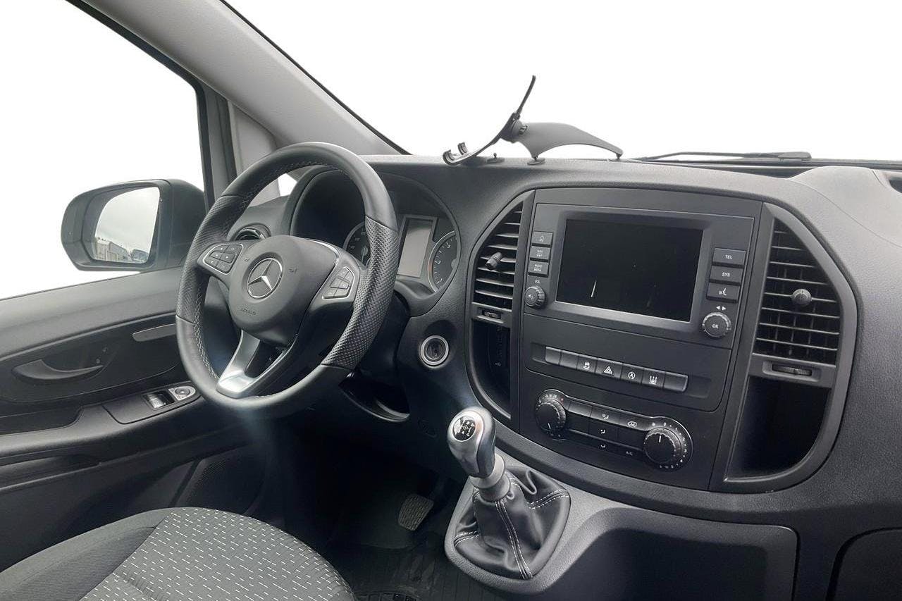 Mercedes Vito 114 CDI 2WD W640 (136hk) - 21 400 km - Käsitsi - valge - 2023