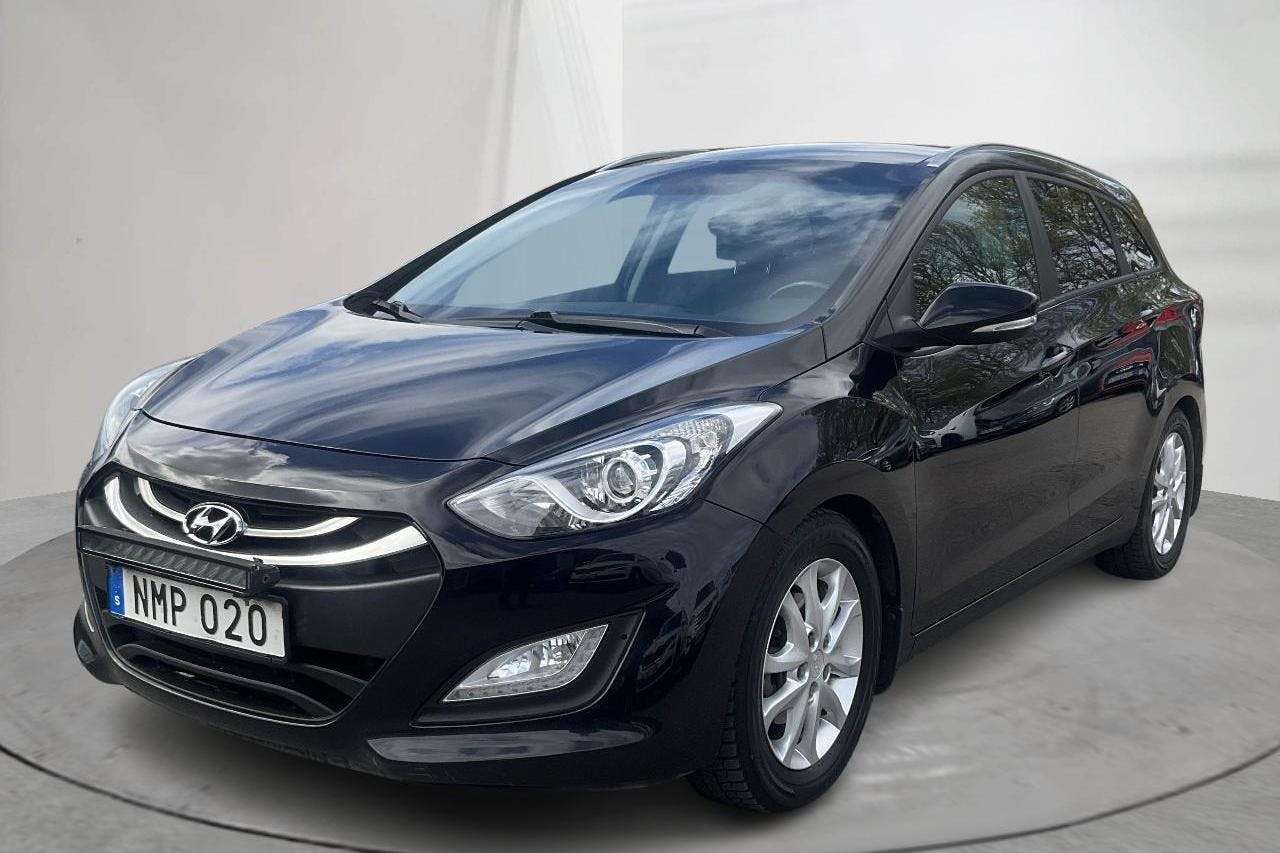 Hyundai i30 1.6 CRDi Kombi (110hk) - 131 640 km - Manual - black - 2014