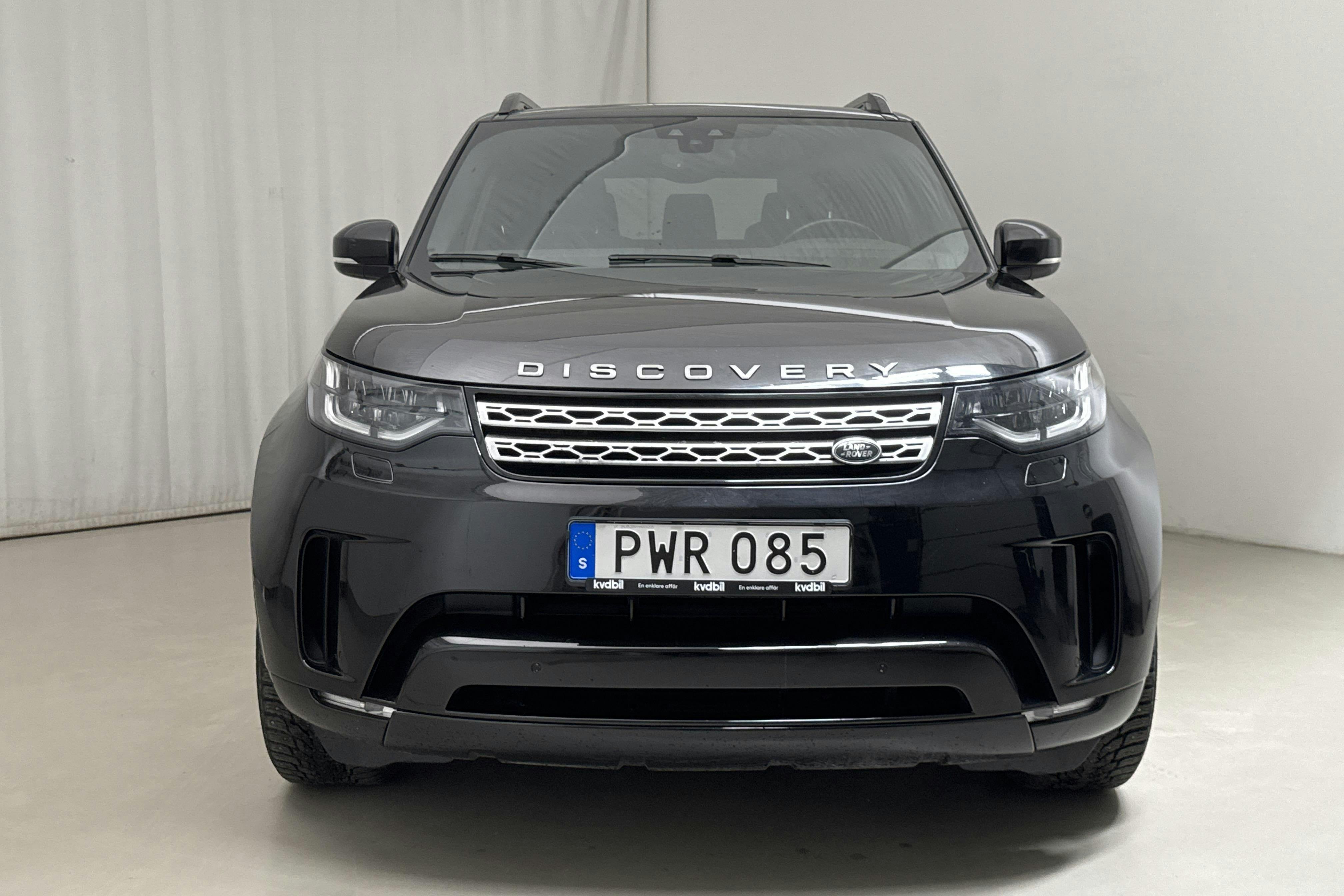 Land Rover Discovery 2.0L TD4 Diesel (180hk) - 13 445 mil - Automat - svart - 2017