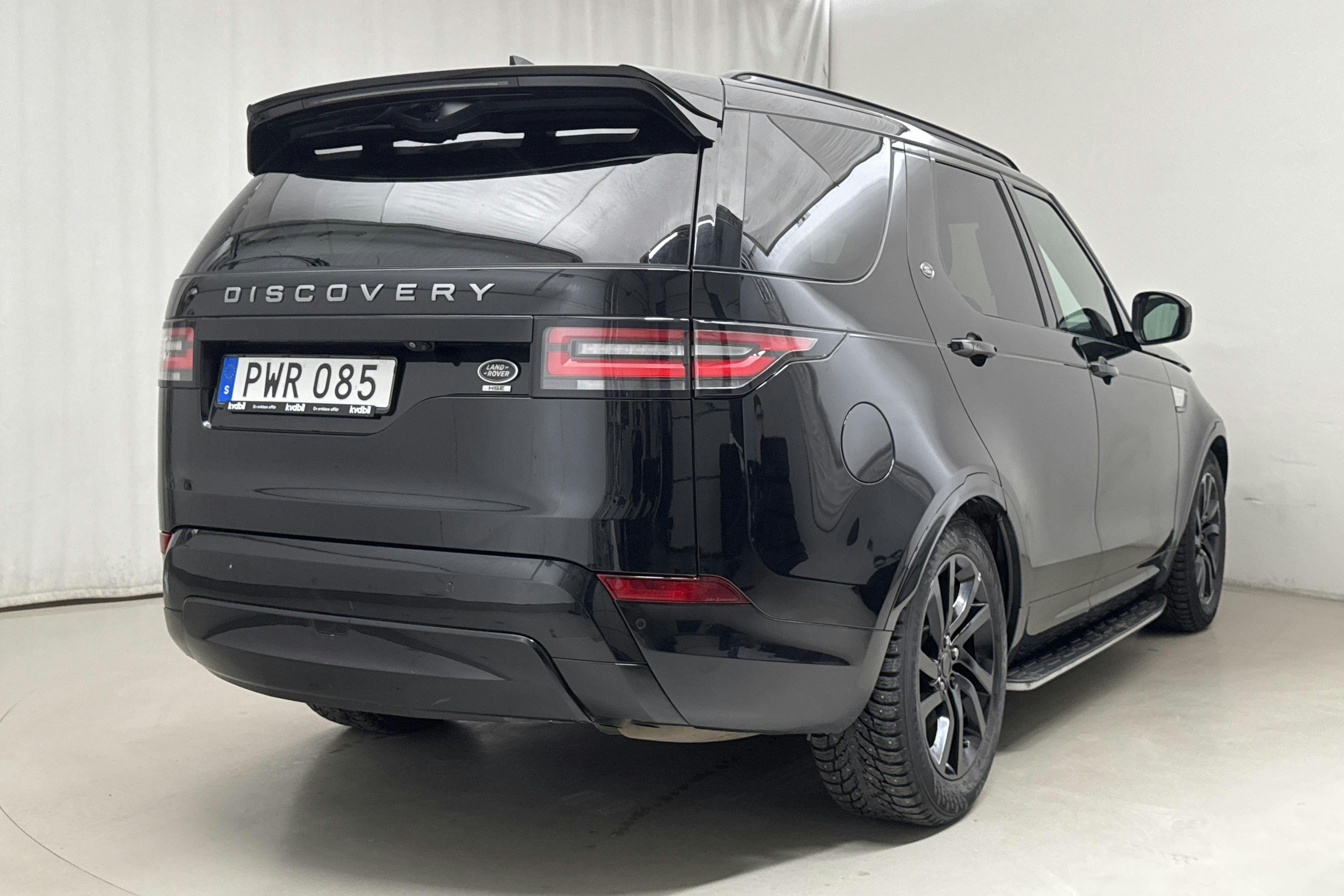 Land Rover Discovery 2.0L TD4 Diesel (180hk) - 13 445 mil - Automat - svart - 2017