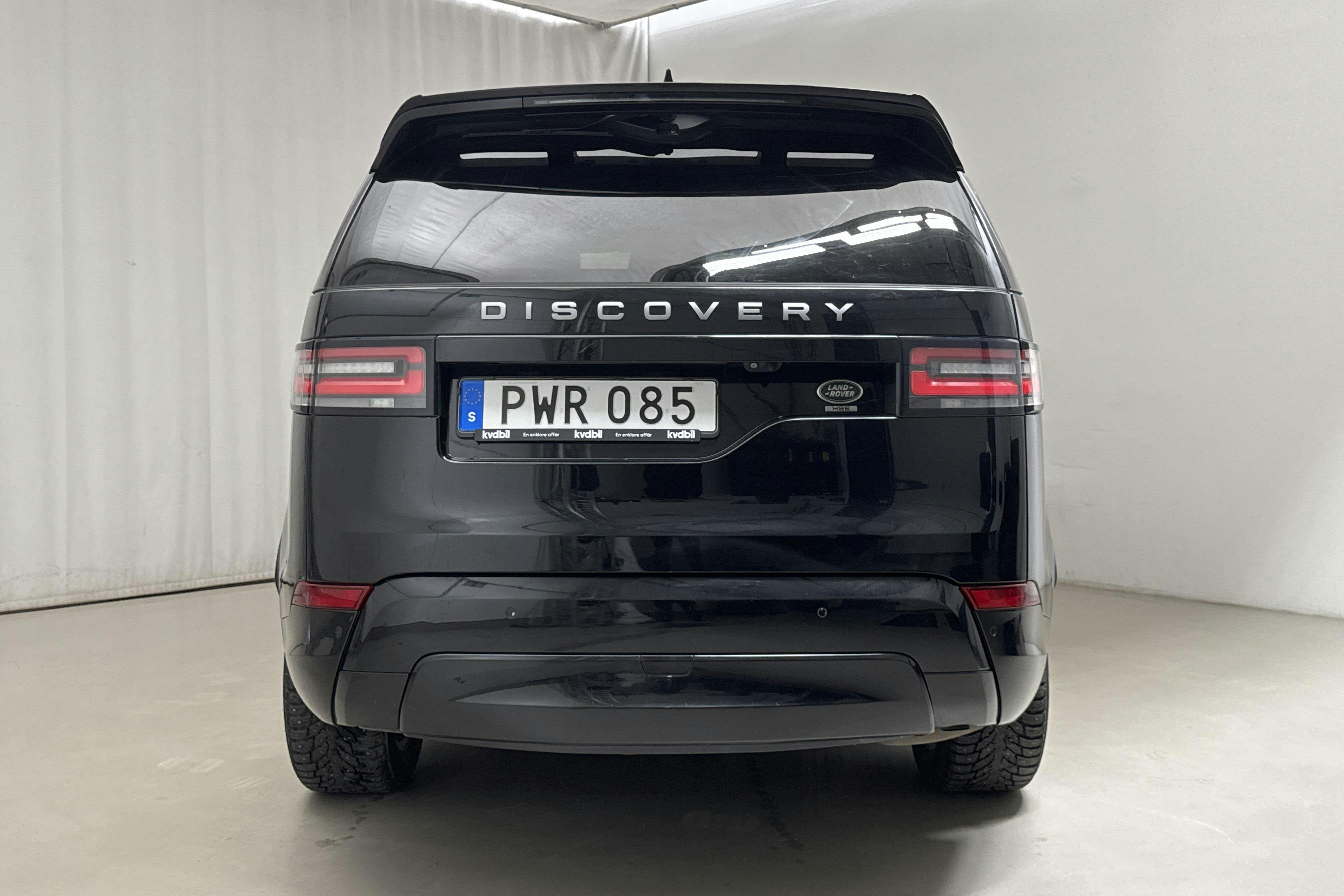 Land Rover Discovery 2.0L TD4 Diesel (180hk) - 13 445 mil - Automat - svart - 2017