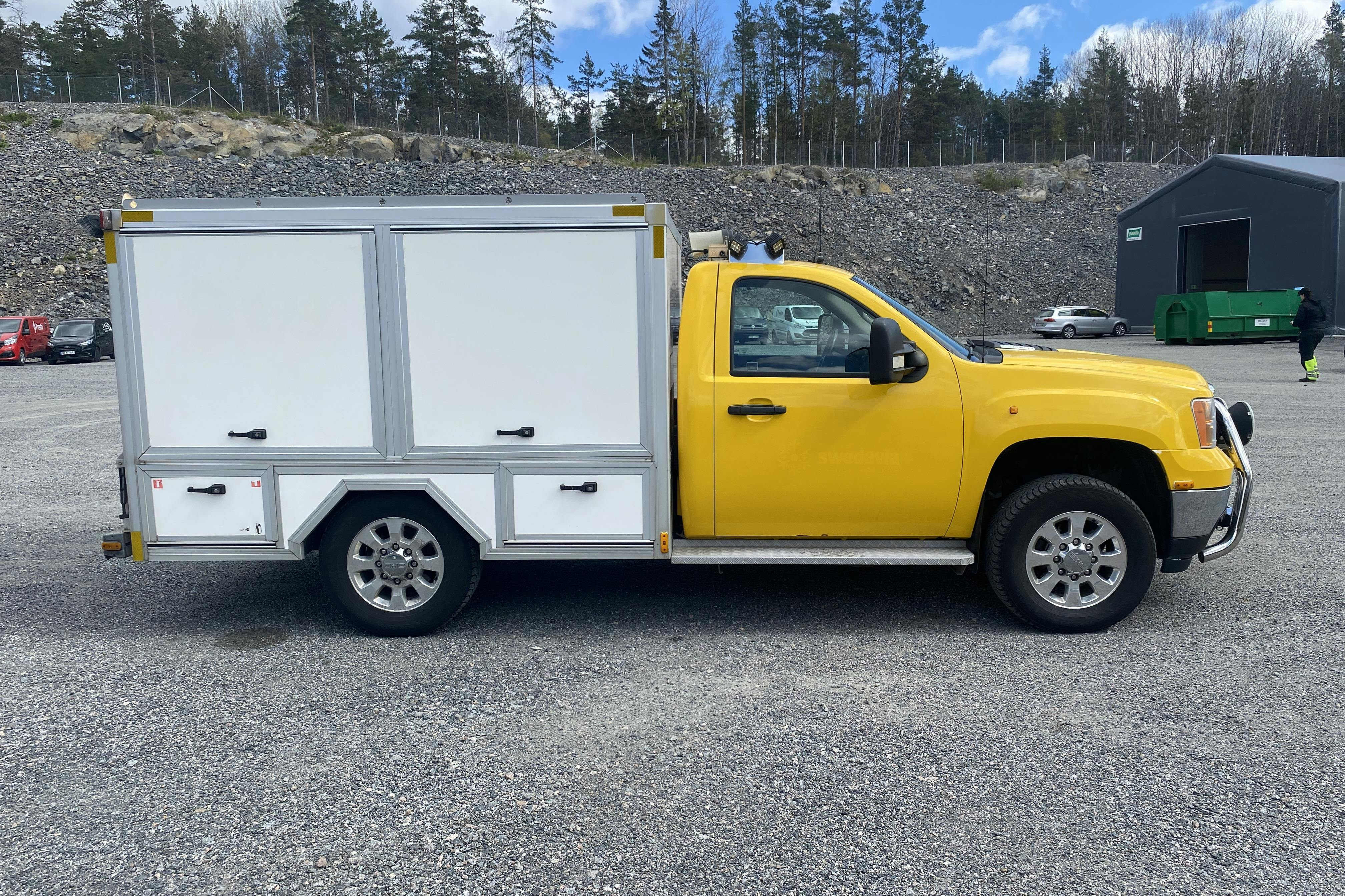 GMC SIERRA 3500 - 113 758 km - Automat - gul - 2011