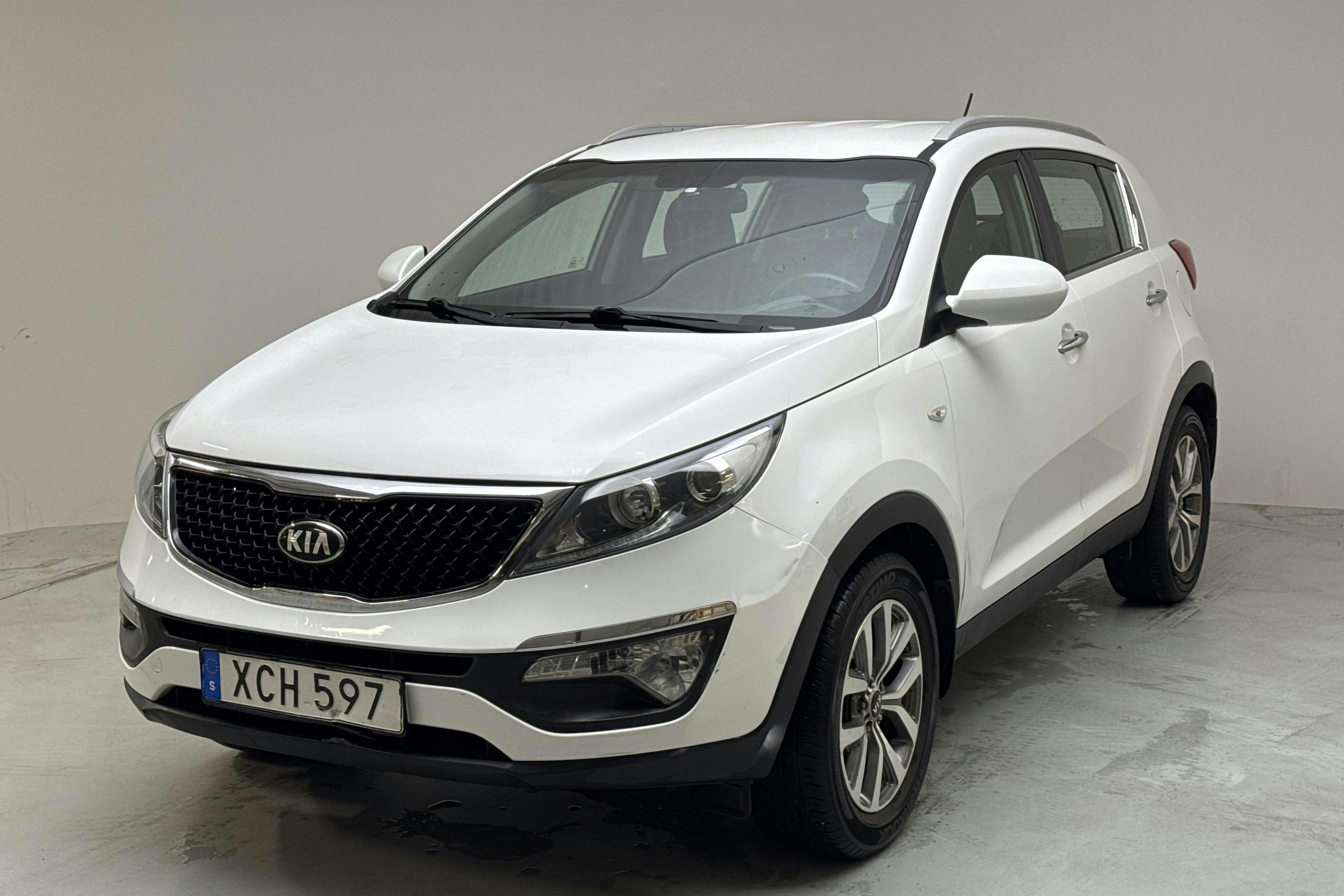 KIA Sportage 1.7 CRDi 2WD (115hk) - 220 070 km - Manual - white - 2015