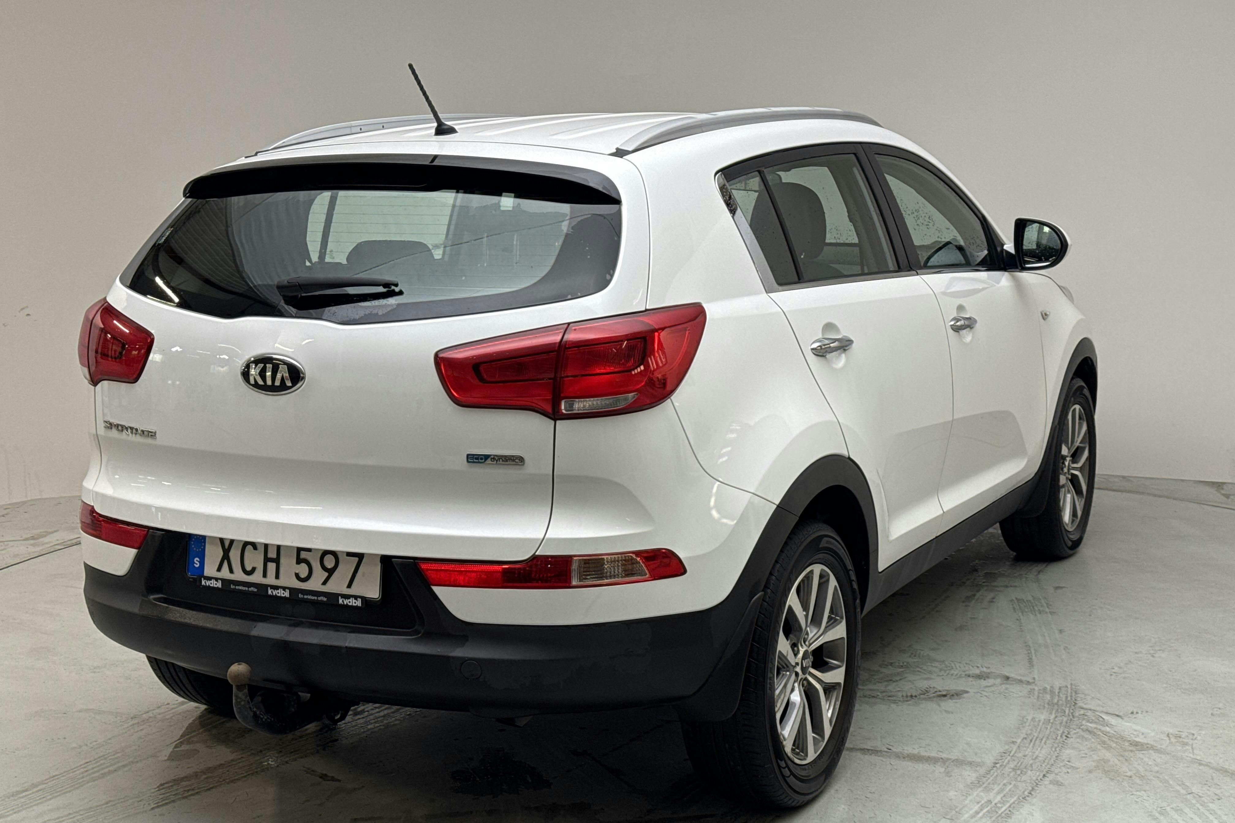 KIA Sportage 1.7 CRDi 2WD (115hk) - 22 007 mil - Manuell - vit - 2015
