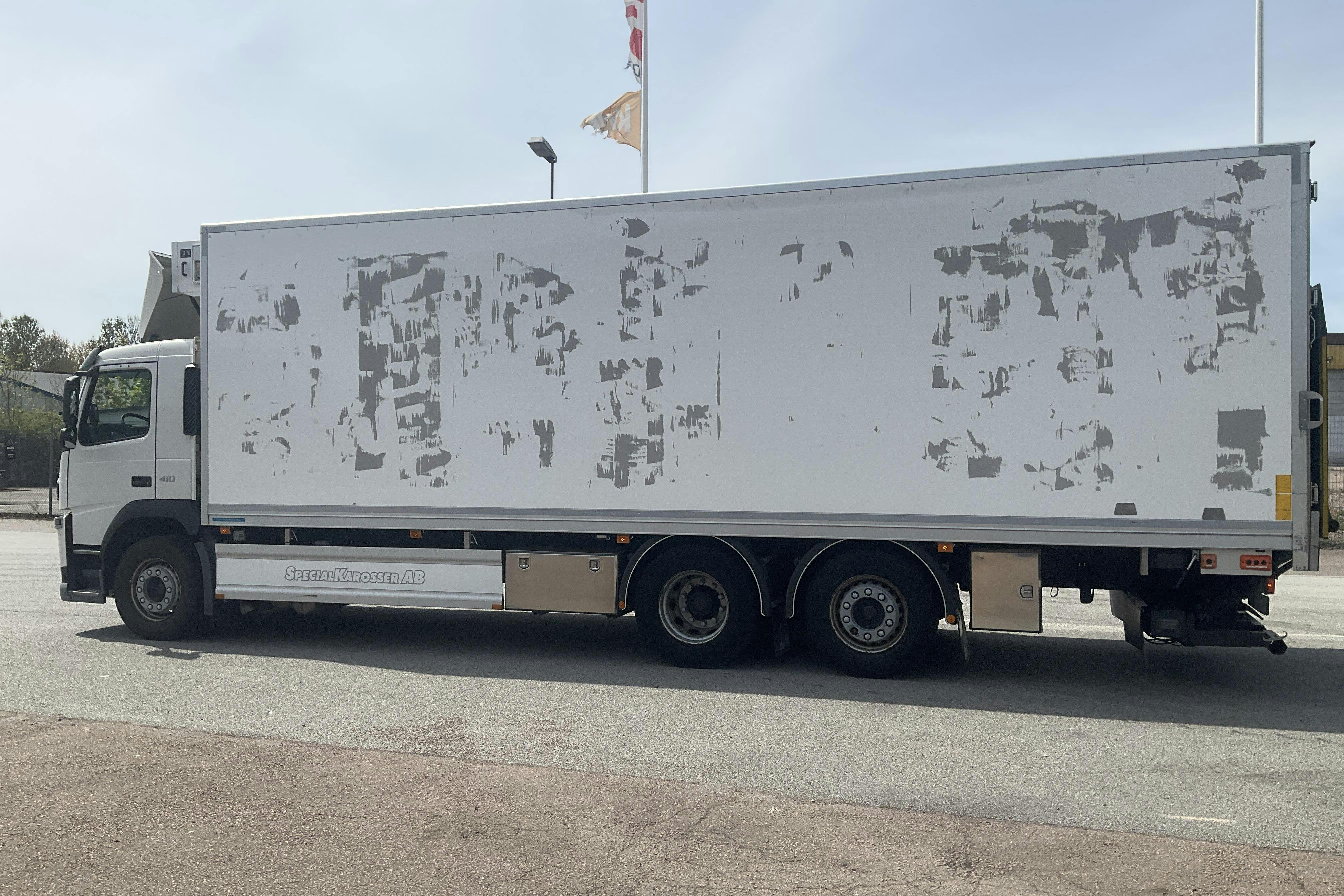 VOLVO FM410 - 374 811 km - Automat - vit - 2015
