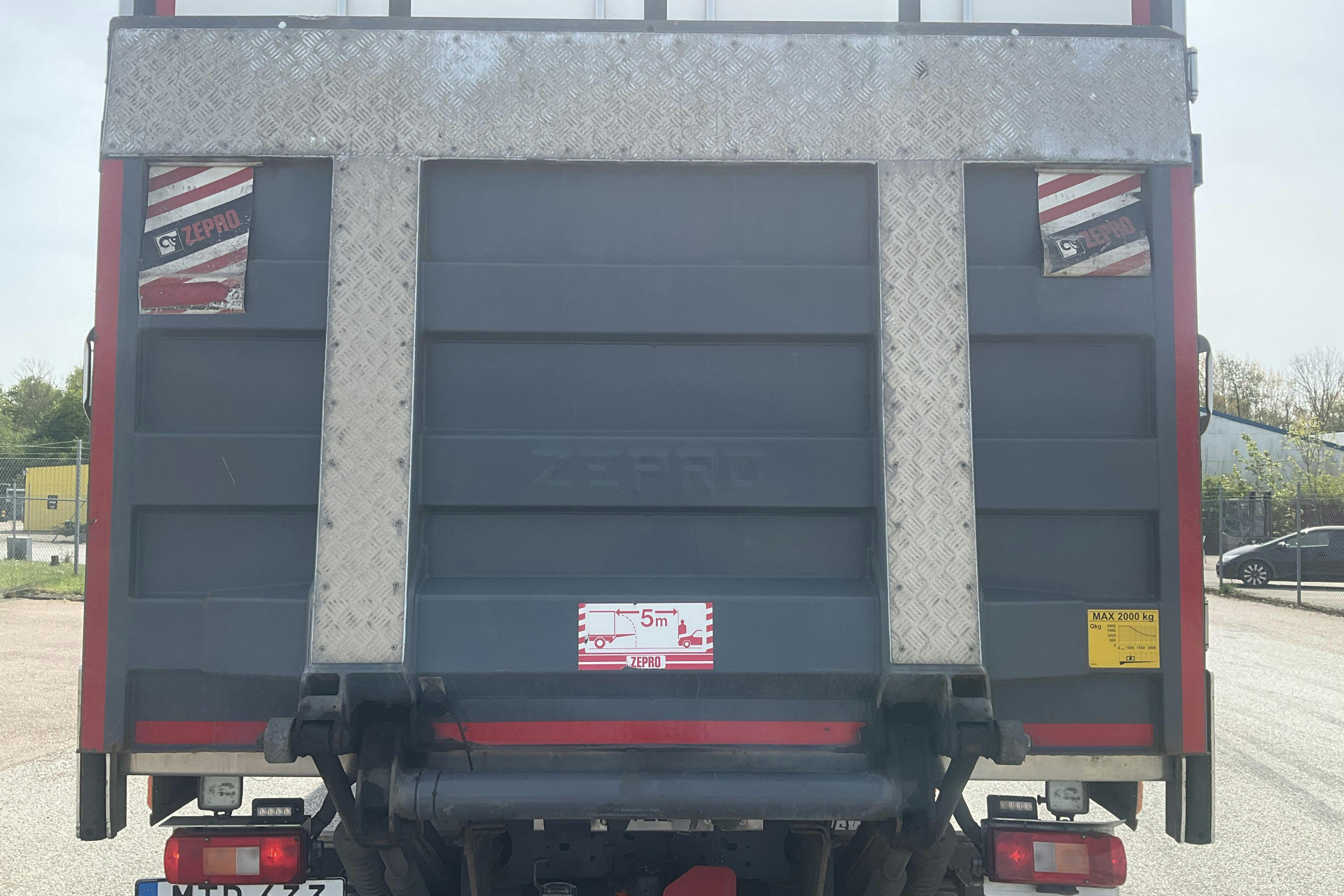 VOLVO FM410 - 374 811 km - Automat - vit - 2015