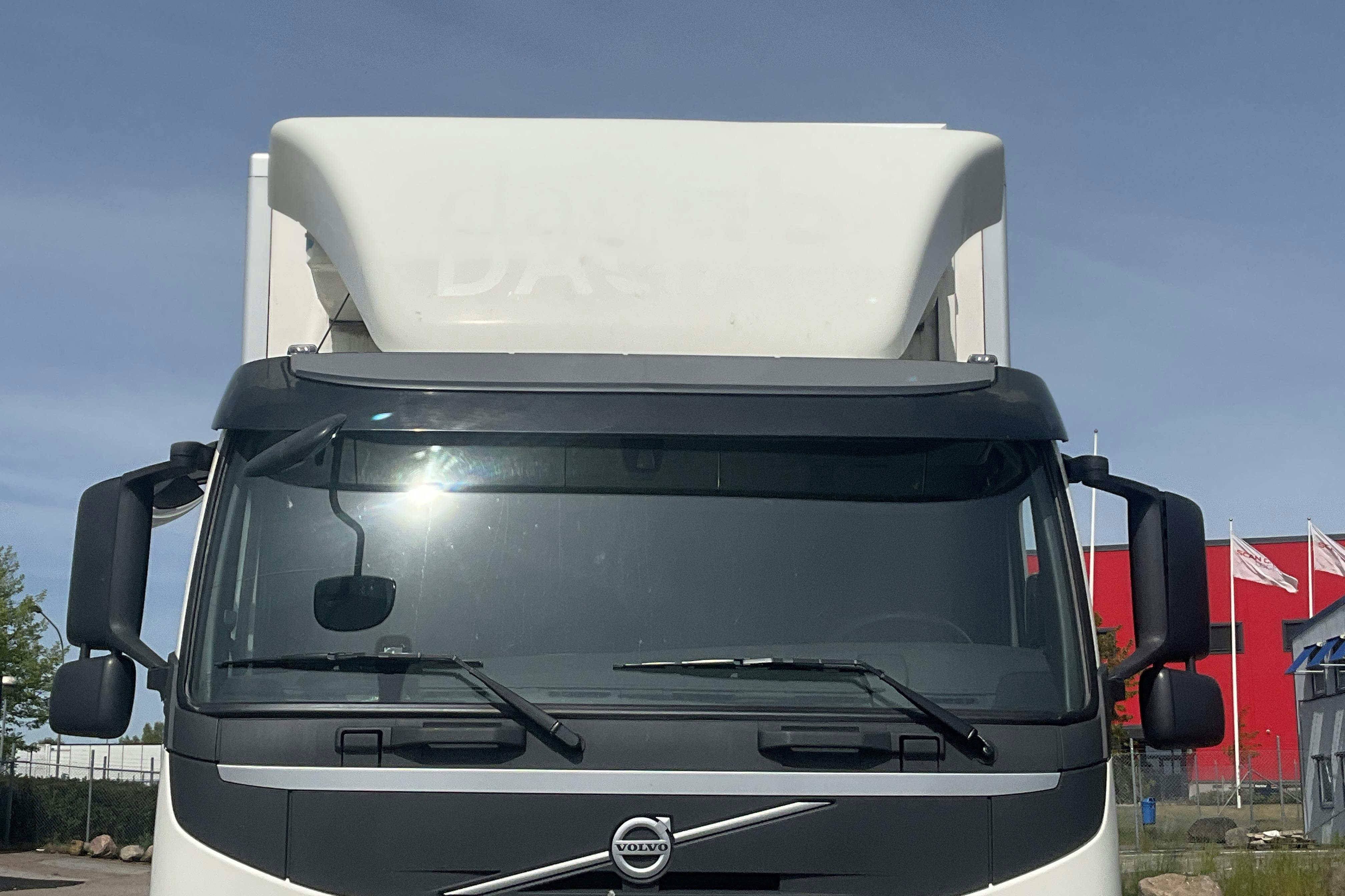 VOLVO FM410 - 374 811 km - Automat - vit - 2015