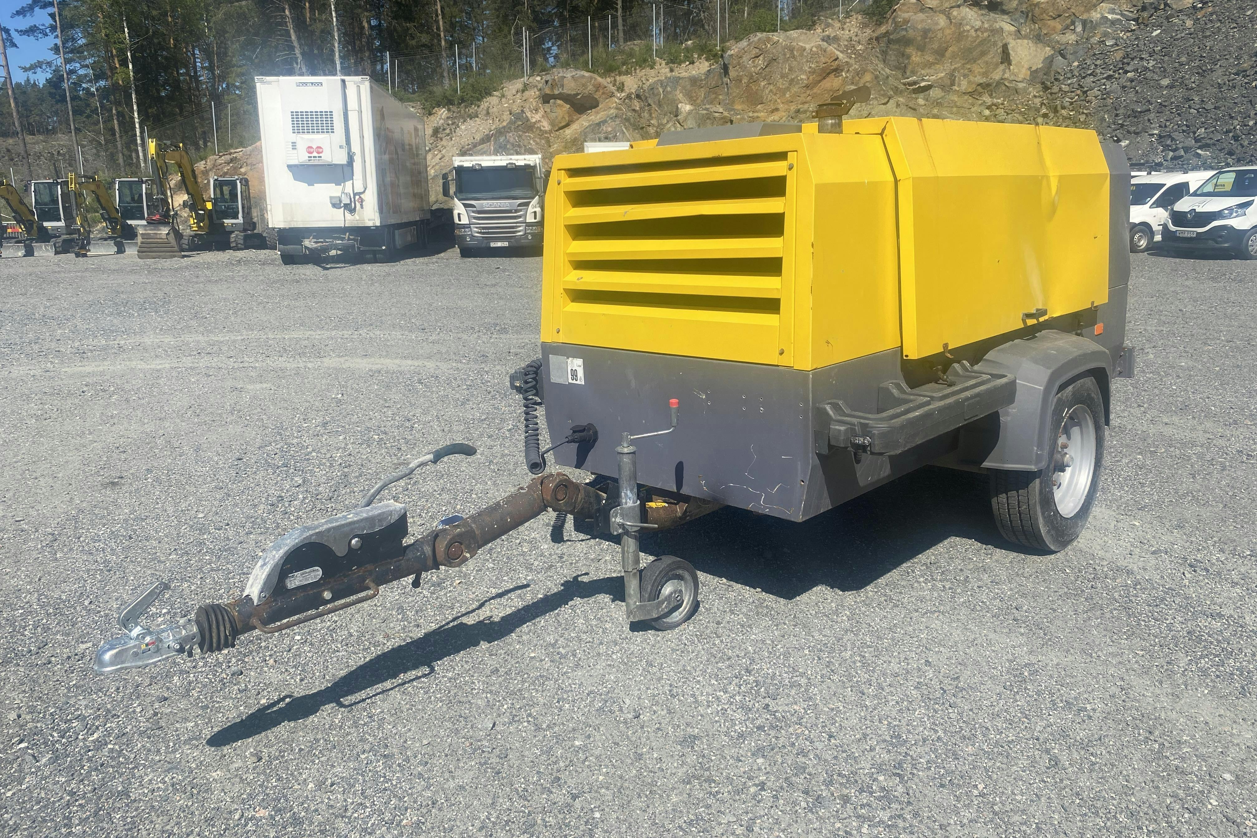 Atlas Copco XAVS XAVS186 ST4
Mobil kompressor - 3 110 km - 2019