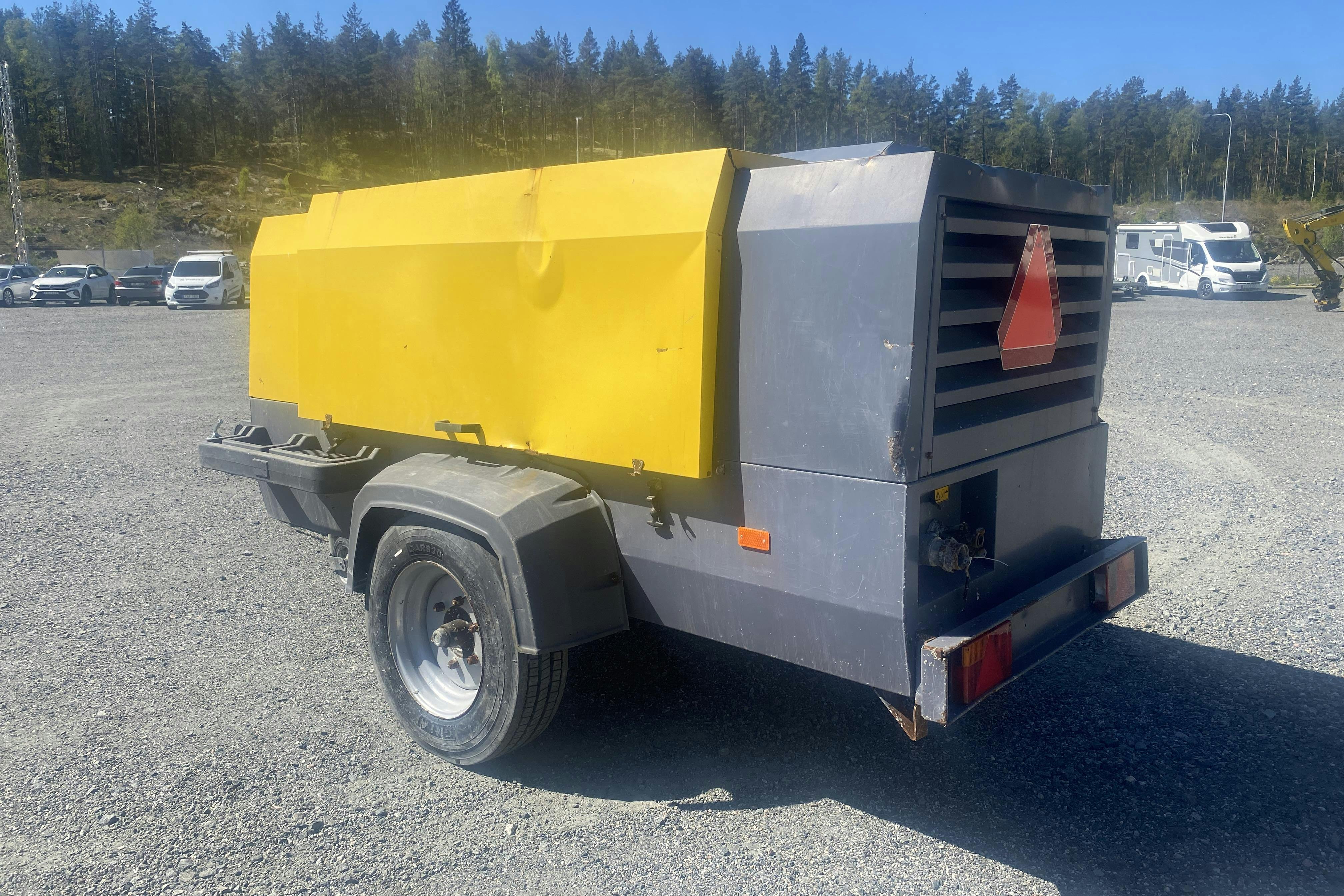 Atlas Copco XAVS XAVS186 ST4
Mobil kompressor - 3 110 km - 2019