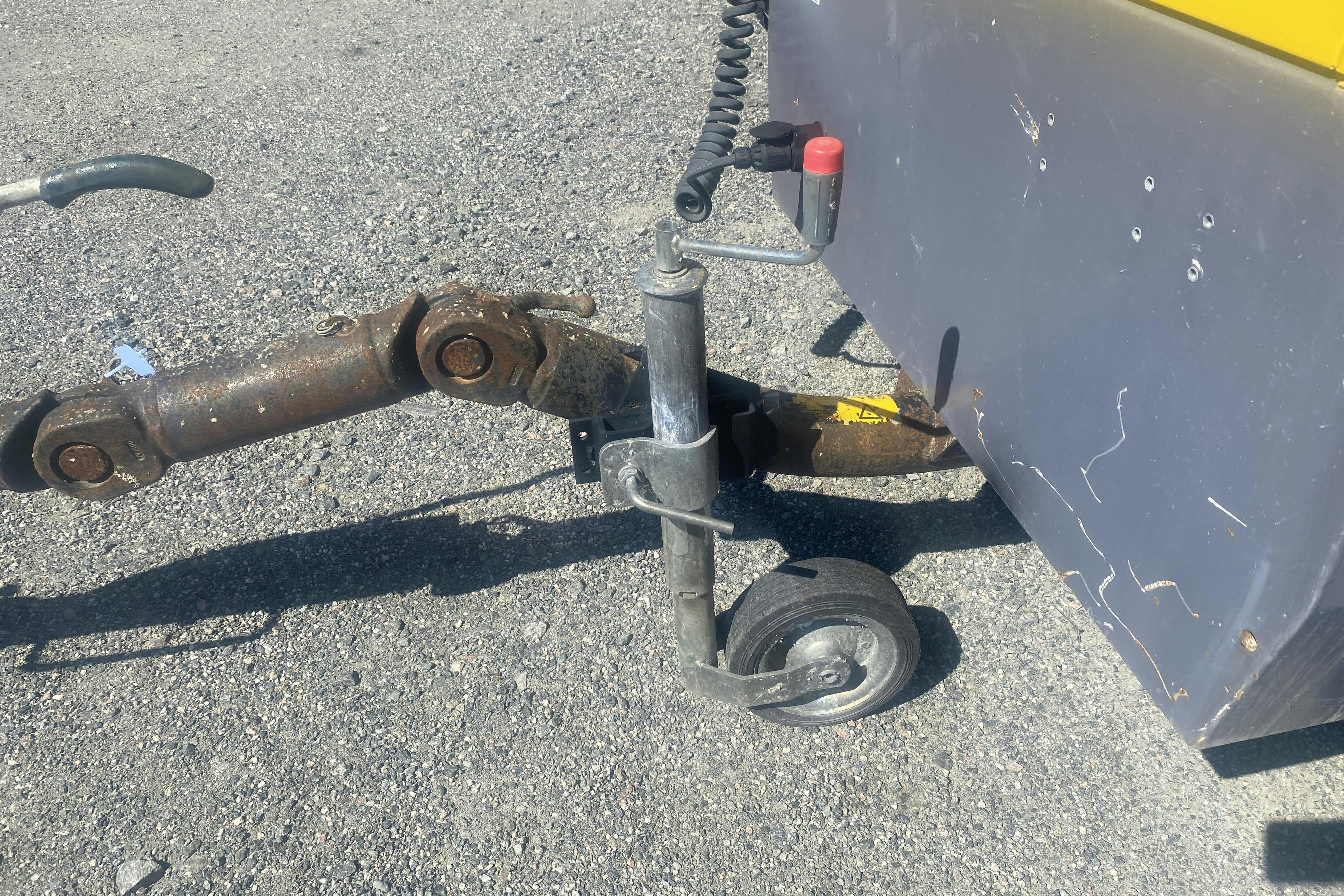 Atlas Copco XAVS XAVS186 ST4
Mobil kompressor - 3 110 km - 2019