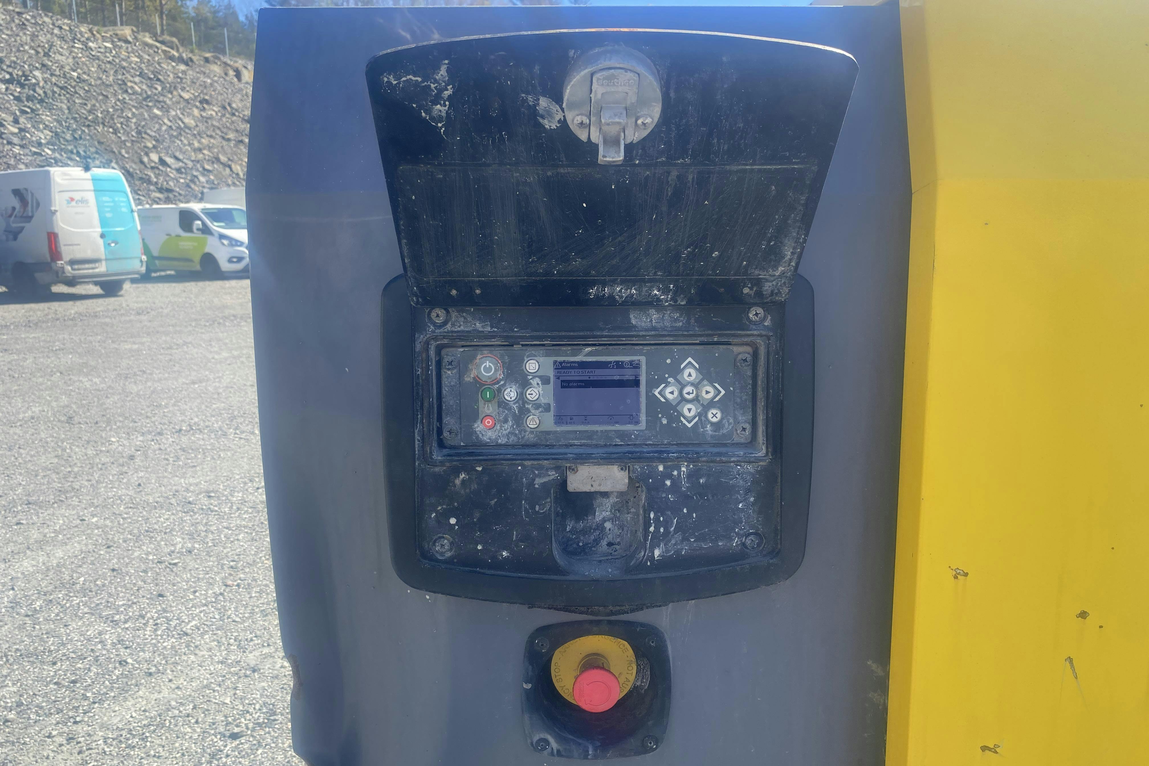 Atlas Copco XAVS XAVS186 ST4
Mobil kompressor - 3 110 km - 2019