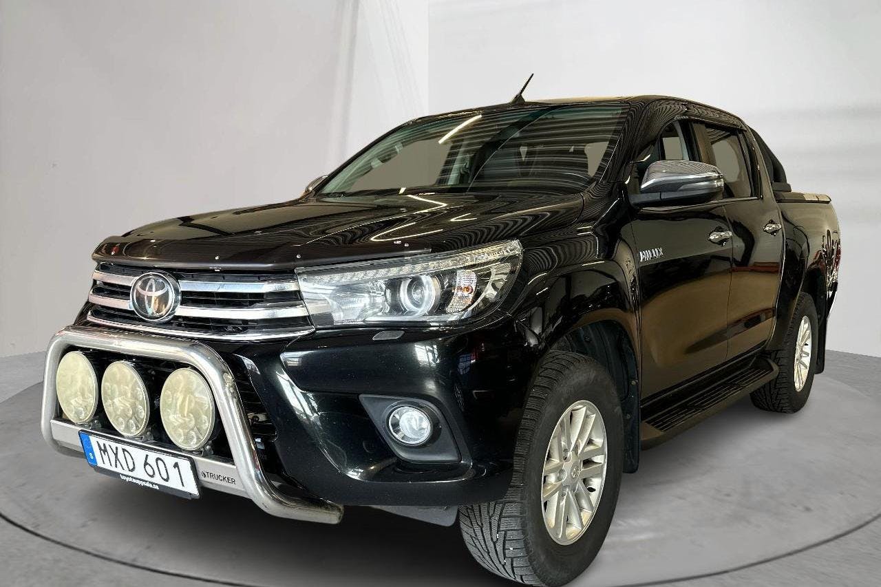 Toyota Hilux 2.4 D 4WD (150hk) - 19 984 mil - Automat - svart - 2018
