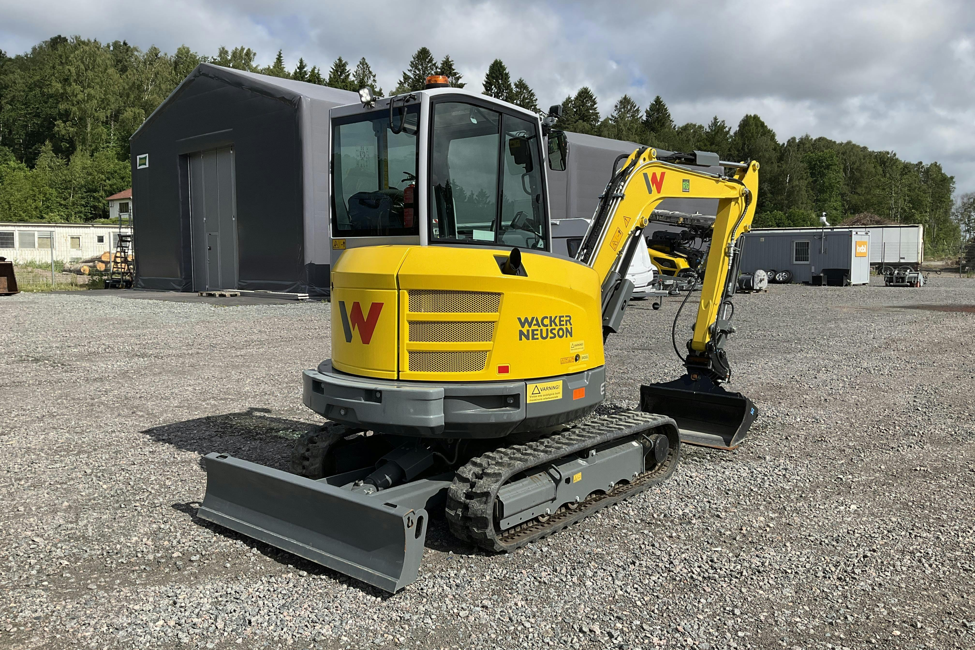 Wacker Neuson ET35, Minigrävare utr: Hydralisk planskopa och 2 skopor SN WNCE1601J00001238  2023 -  - 2023