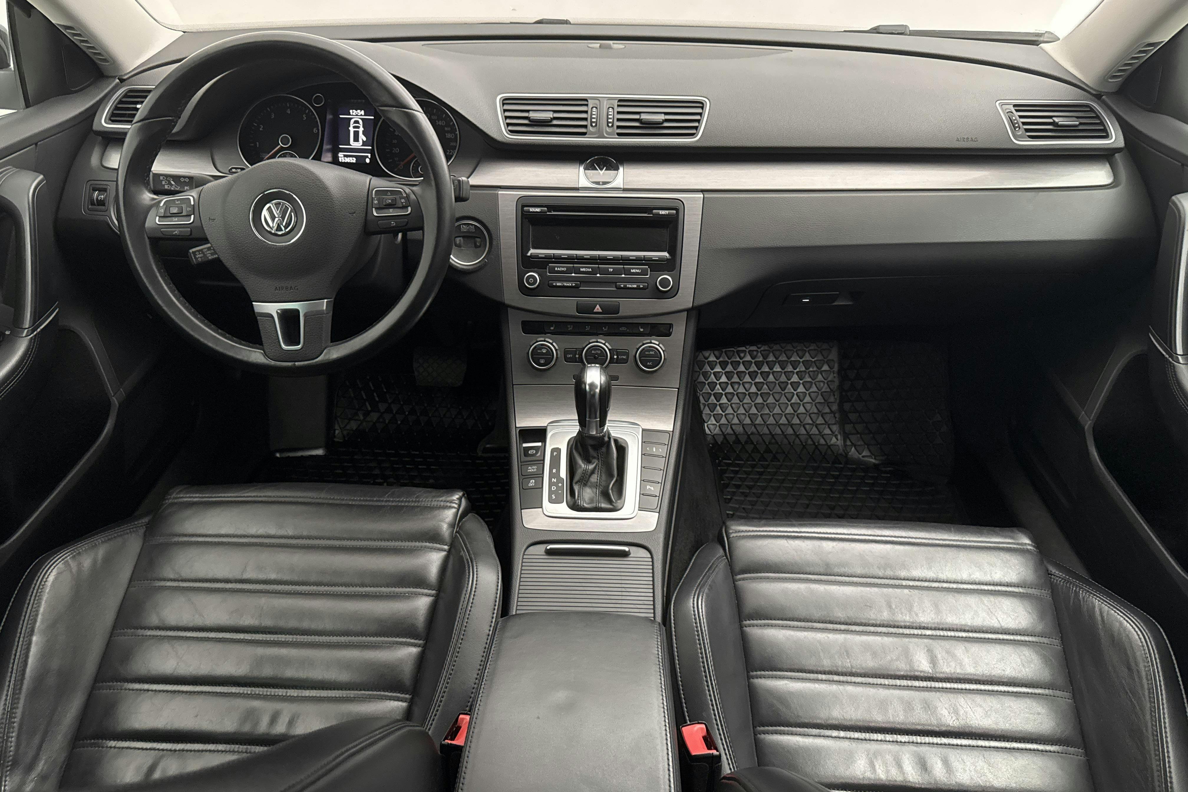 VW Passat 2.0 TFSI Variant (211hk) - 15 365 mil - Automat - Dark Brown - 2013