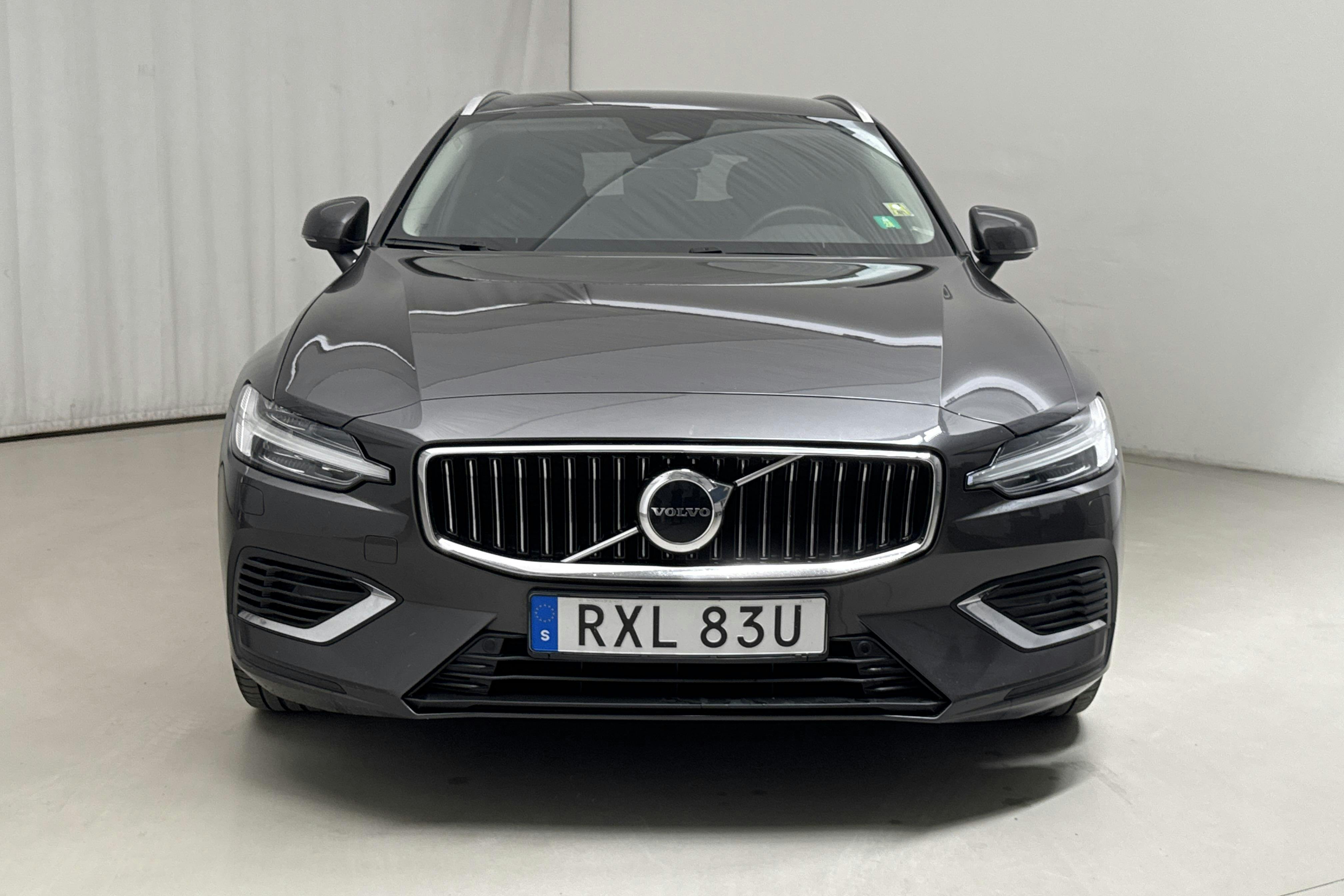 Volvo V60 T6 AWD Recharge (350hk) - 84 210 km - Automatic - gray - 2024