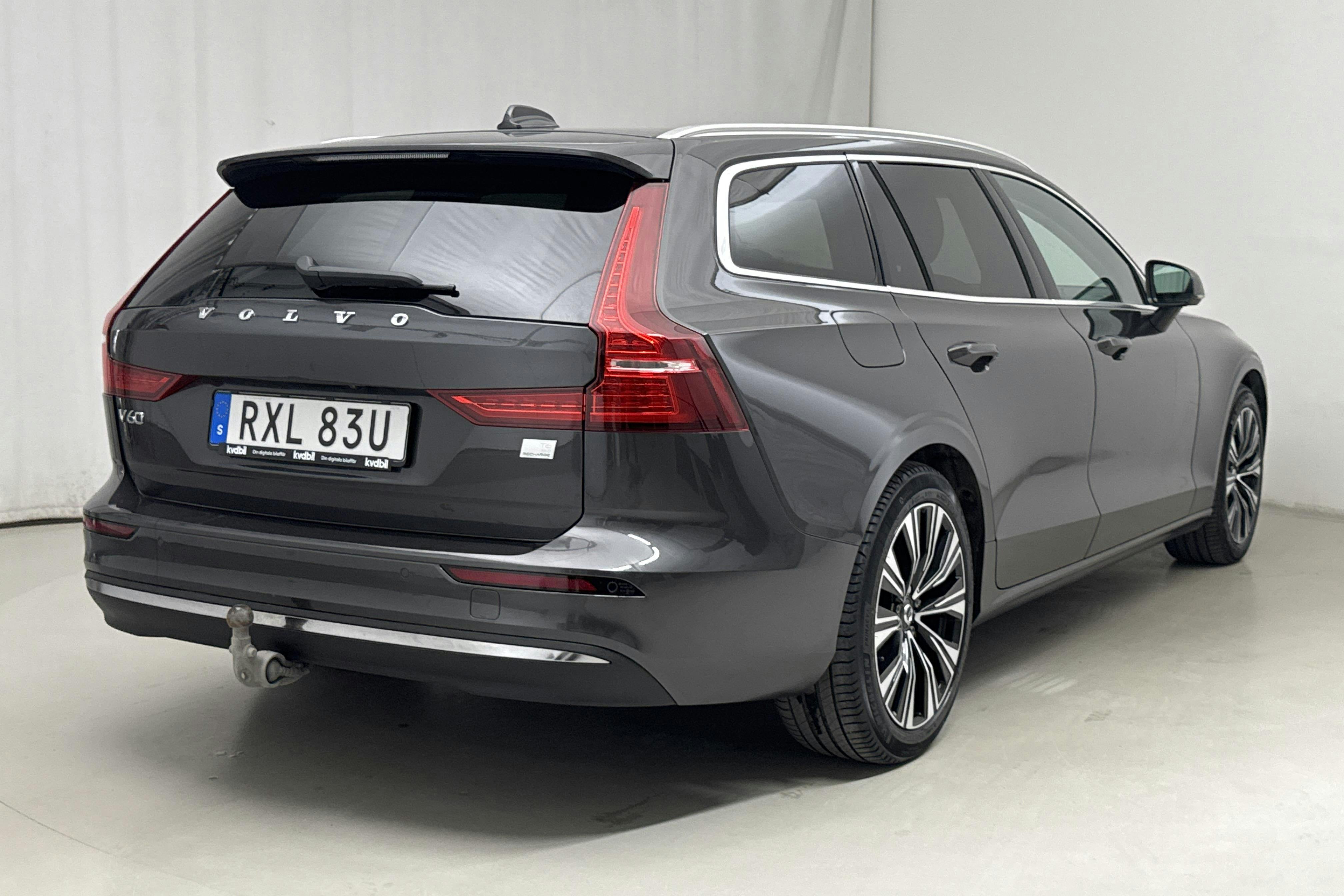 Volvo V60 T6 AWD Recharge (350hk) - 84 210 km - Automatic - gray - 2024
