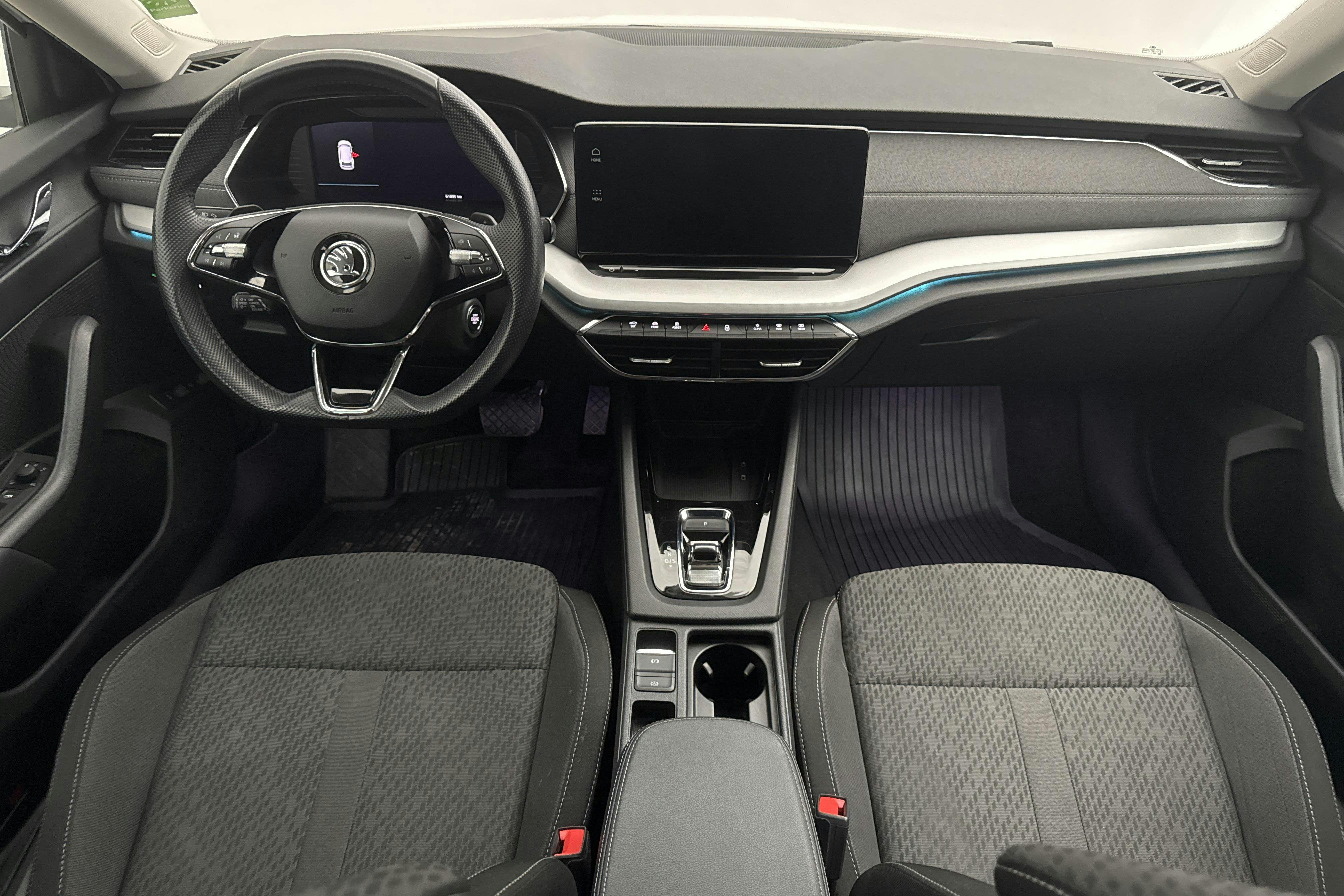 Skoda Octavia 1.4 iV PHEV Combi (204hk) - 6 104 mil - Automat - vit - 2022