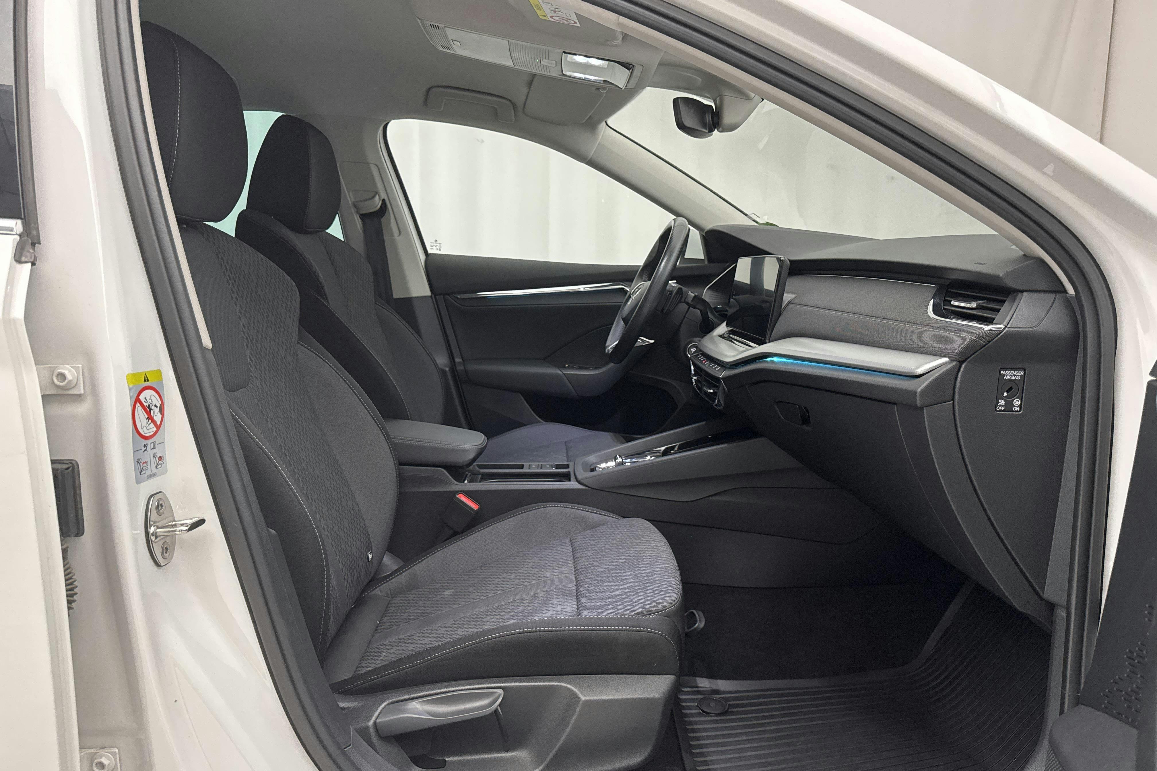 Skoda Octavia 1.4 iV PHEV Combi (204hk) - 6 104 mil - Automat - vit - 2022