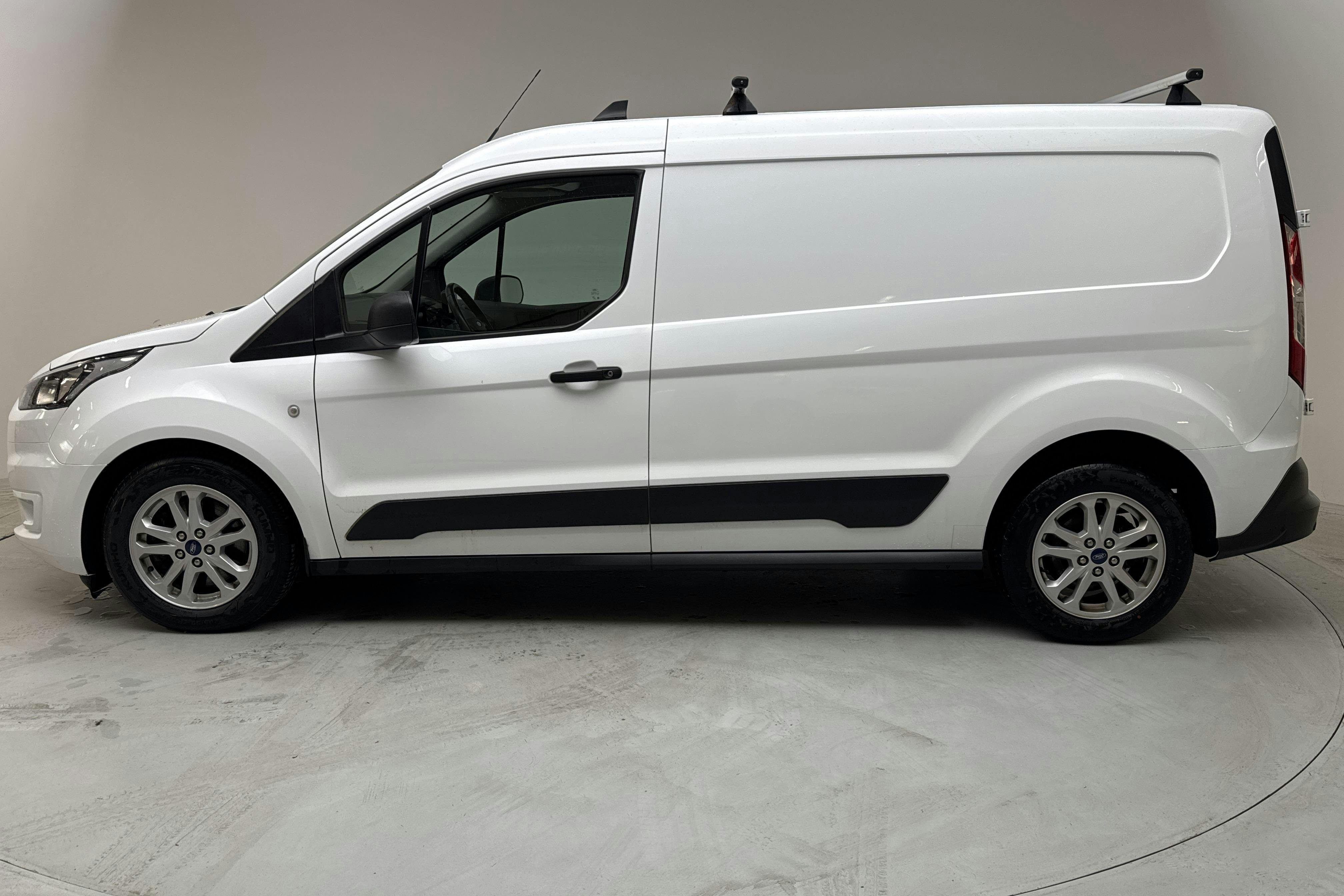 Ford Transit Connect 1.5 EcoBlue (100hk) - 9 307 mil - Automat - vit - 2022