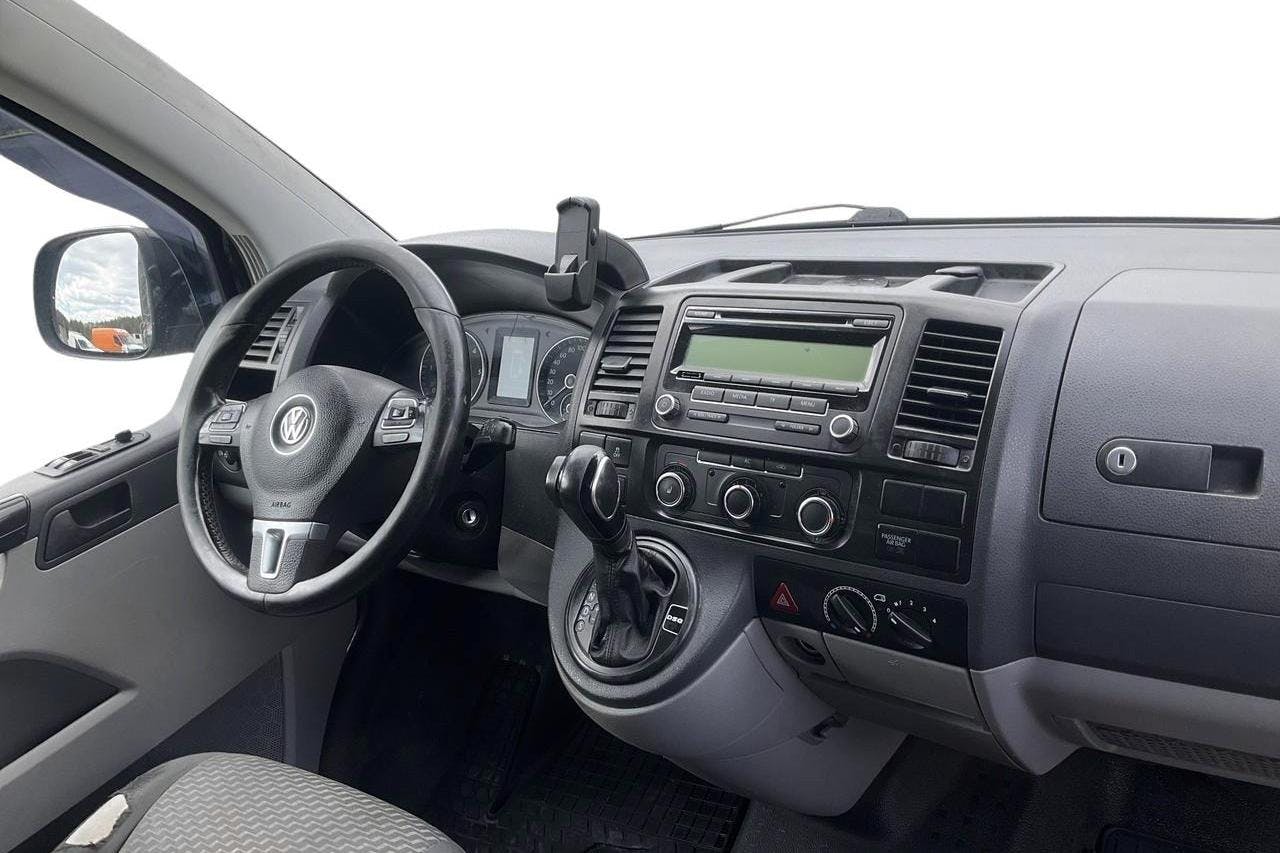 VW Transporter T5 2.0 TDI 4MOTION (180hk) - 24 601 mil - Automat - svart - 2011